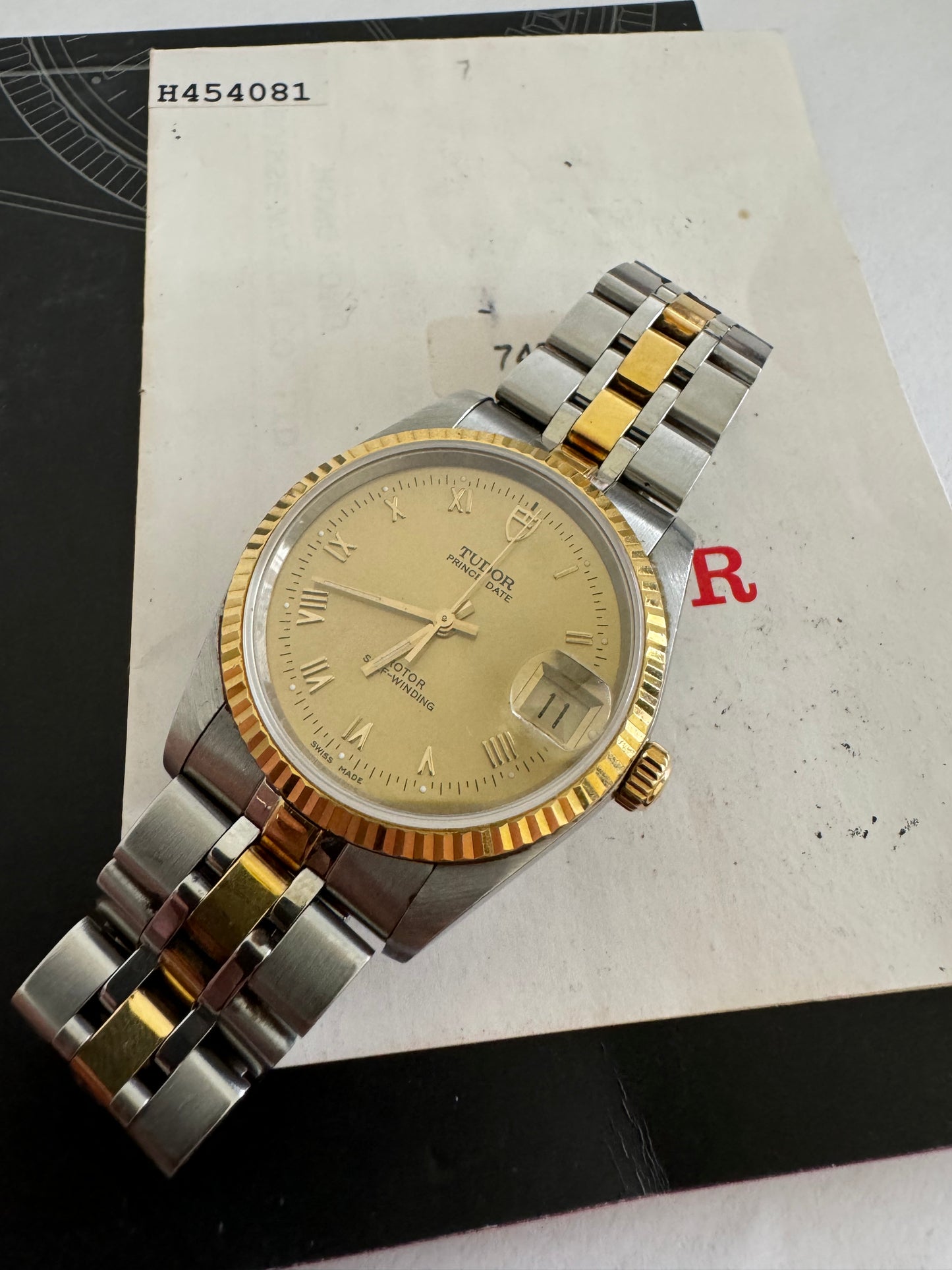 Tudor 74033 paper