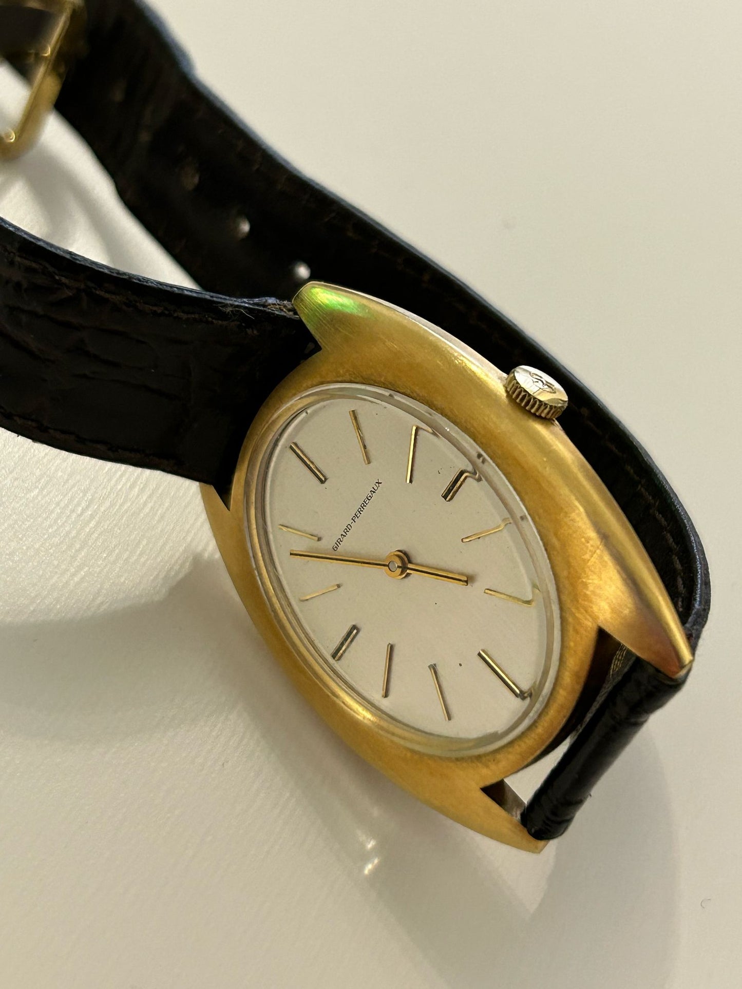 Girard perregaux gold egg