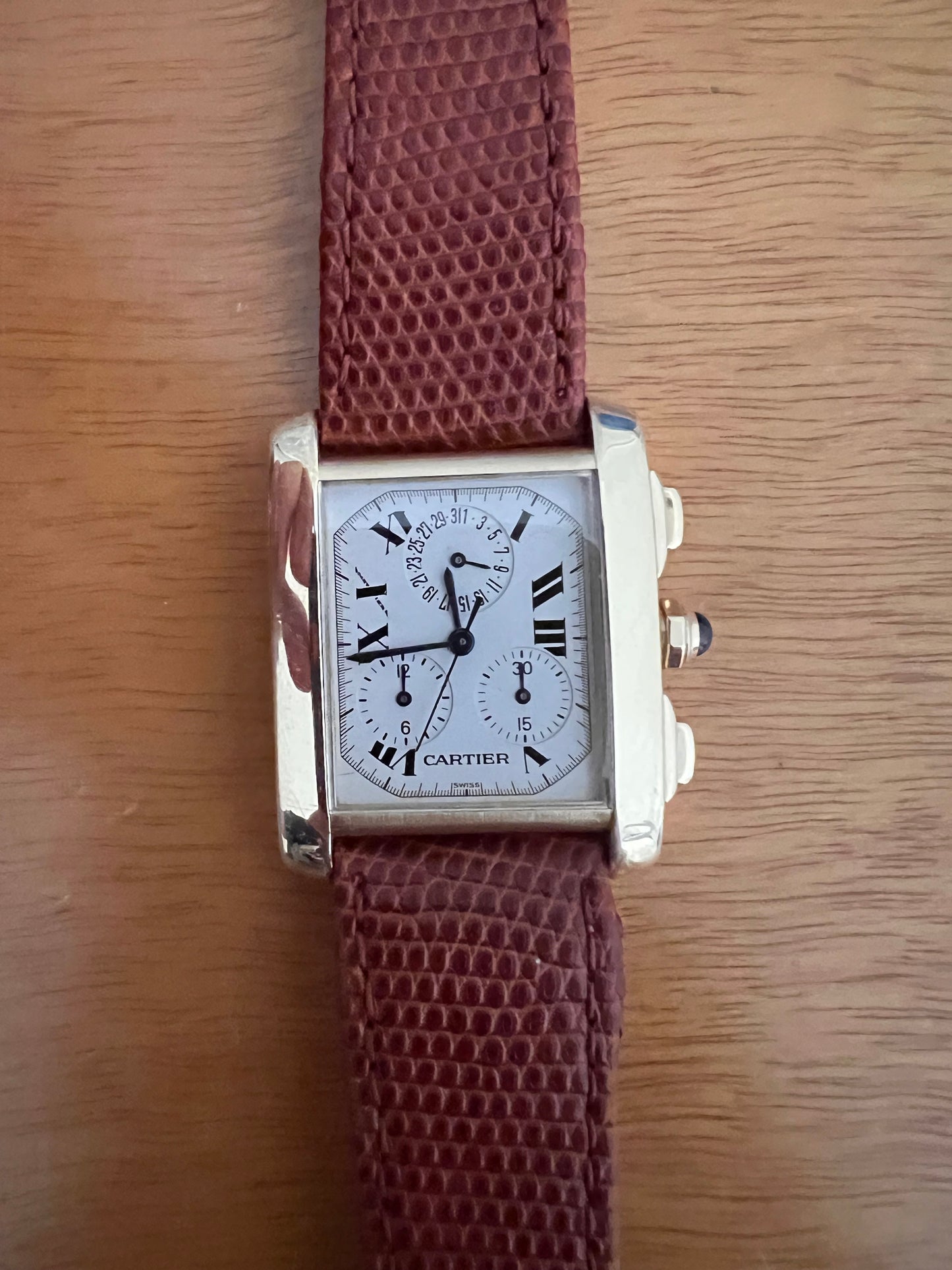 Cartier tank 1830 gold