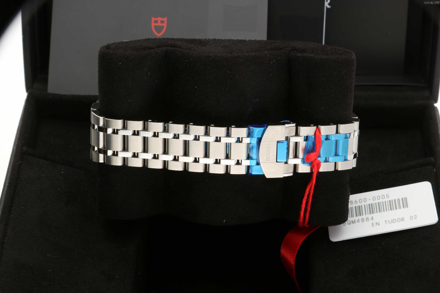 Tudor royal 28600