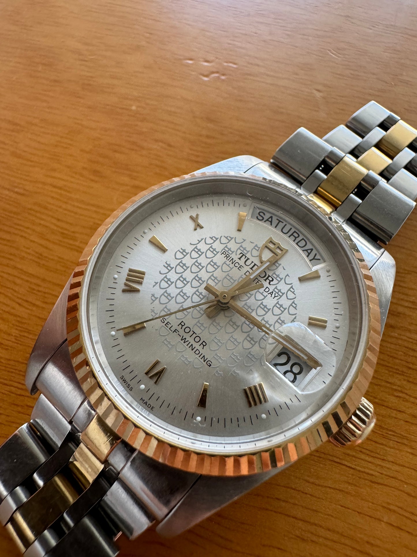 Tudor 76214 date day anniversario