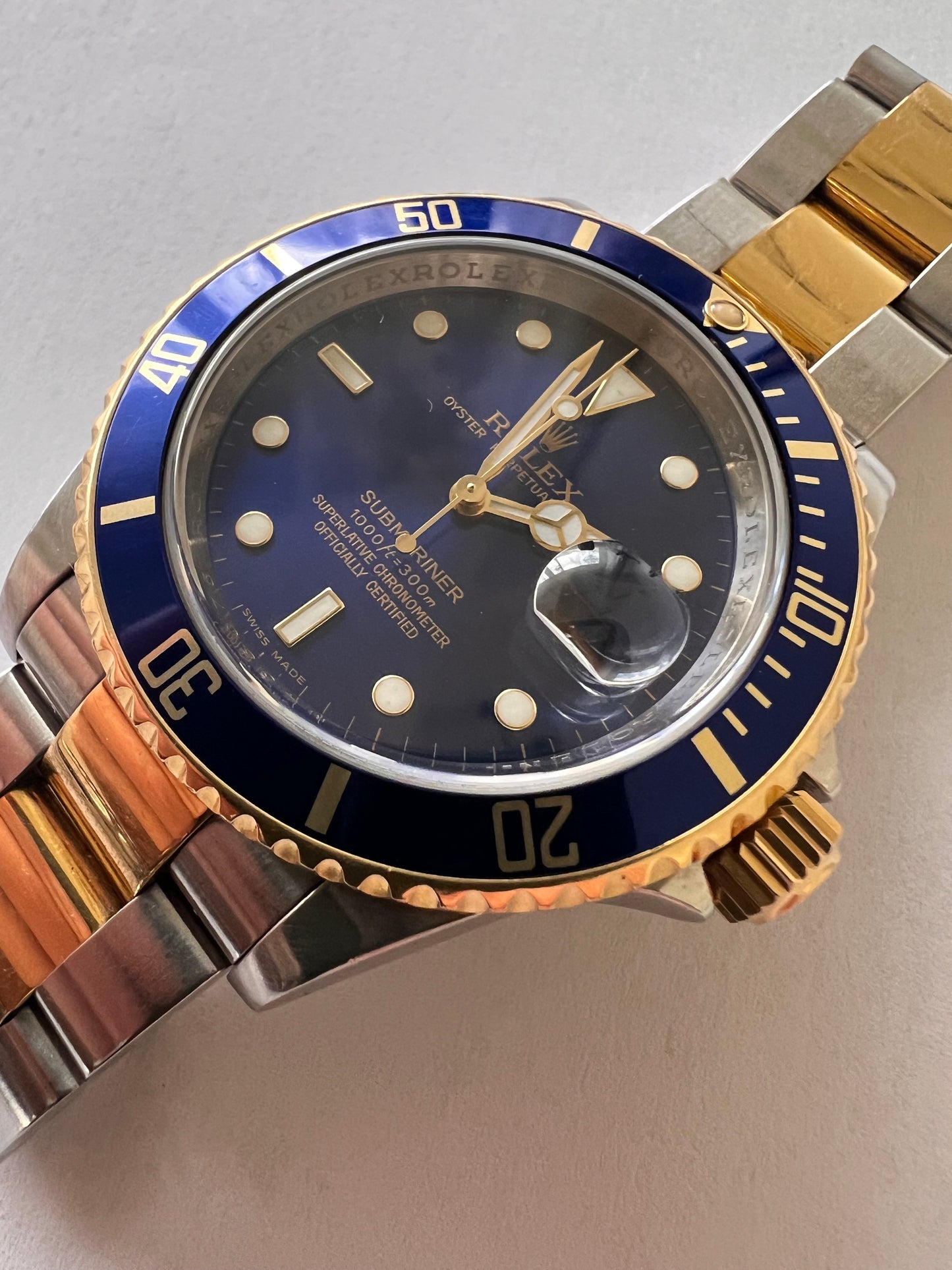 Rolex submariner 16613 rrr no holes