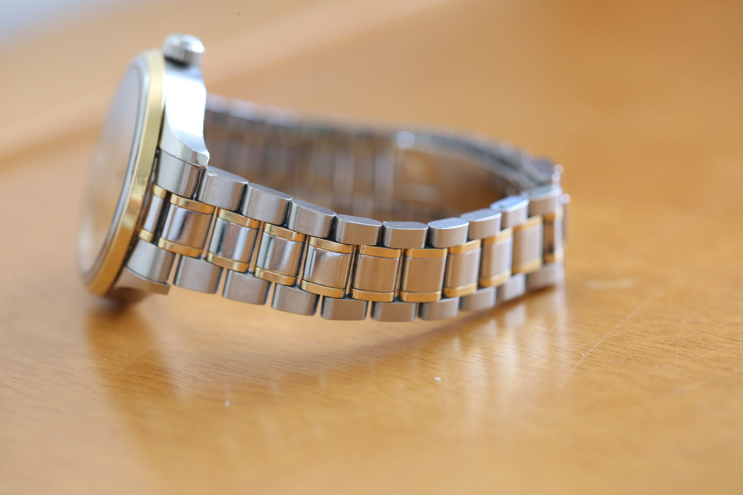 Tudor Style 12703