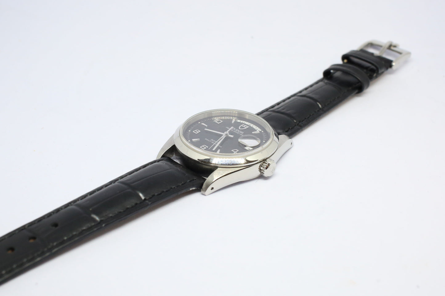 Tudor Day date 76000