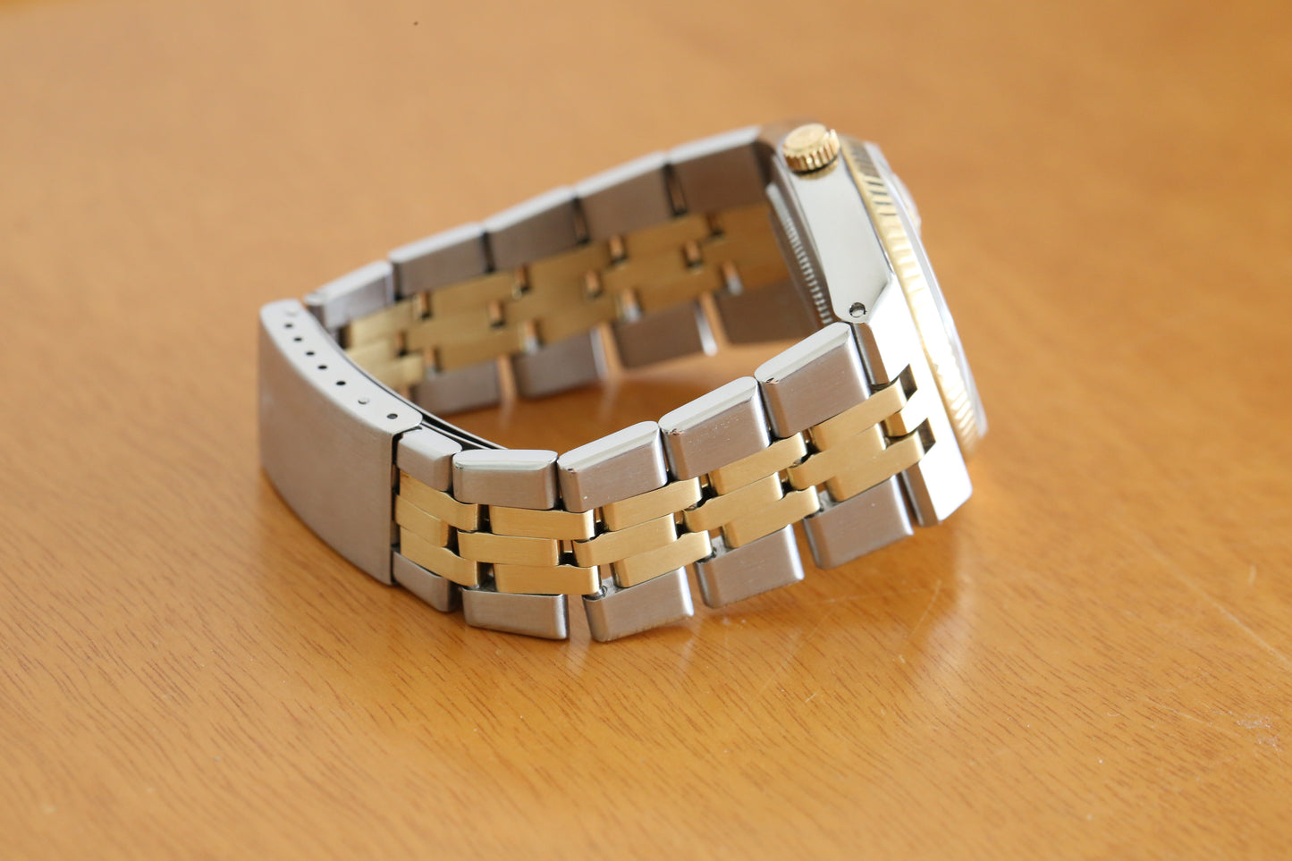 Rolex Oyster Perpetual Date 1630