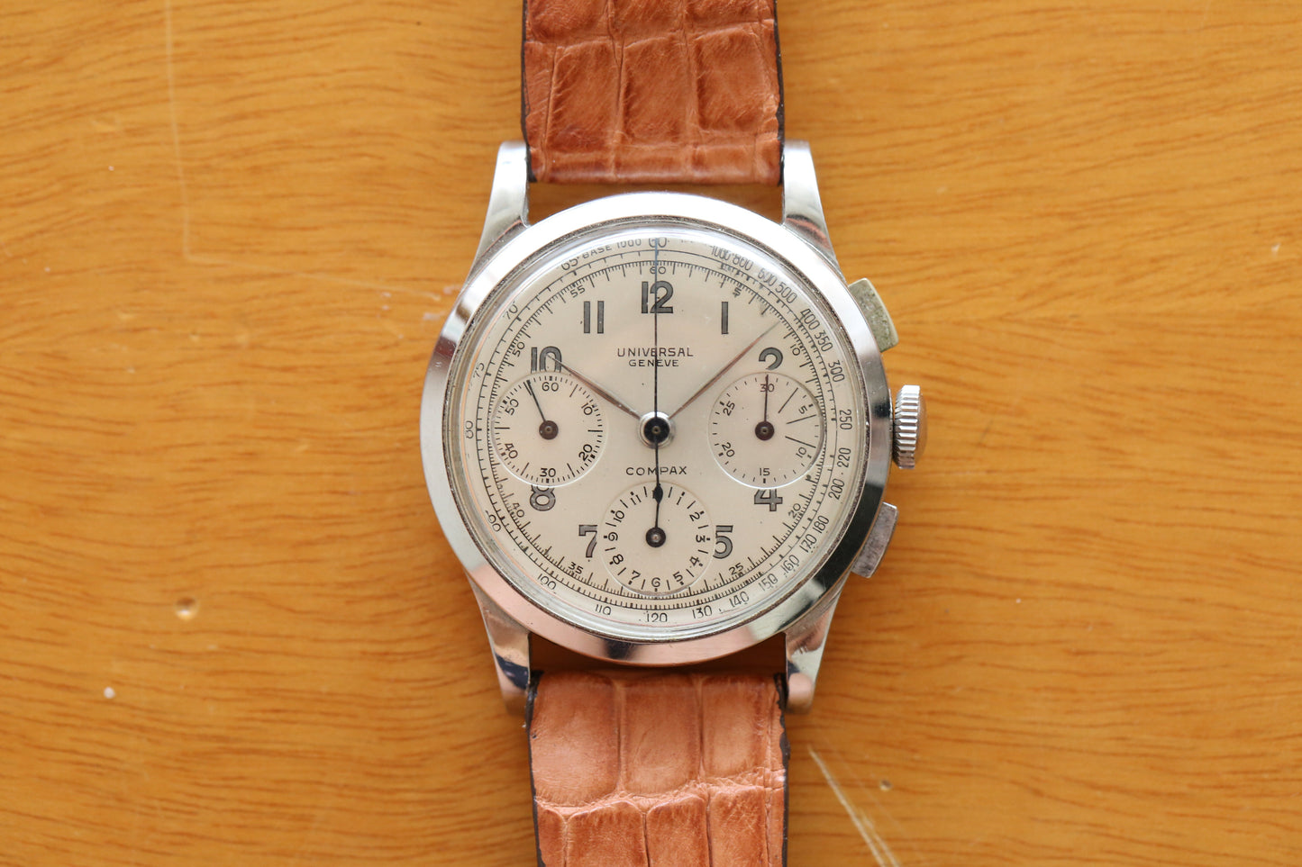 Universal Geneve 22493 Tri compax Military