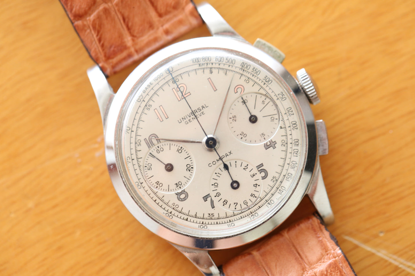 Universal Geneve 22493 Tri compax Military