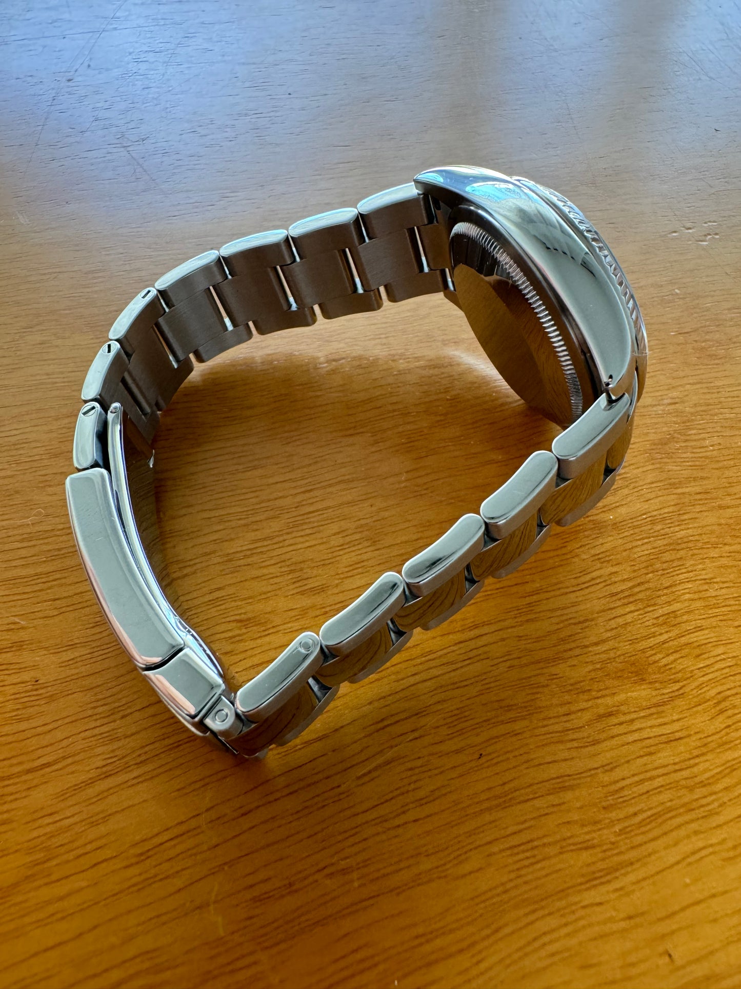 Rolex Oyster perpetual date 115234