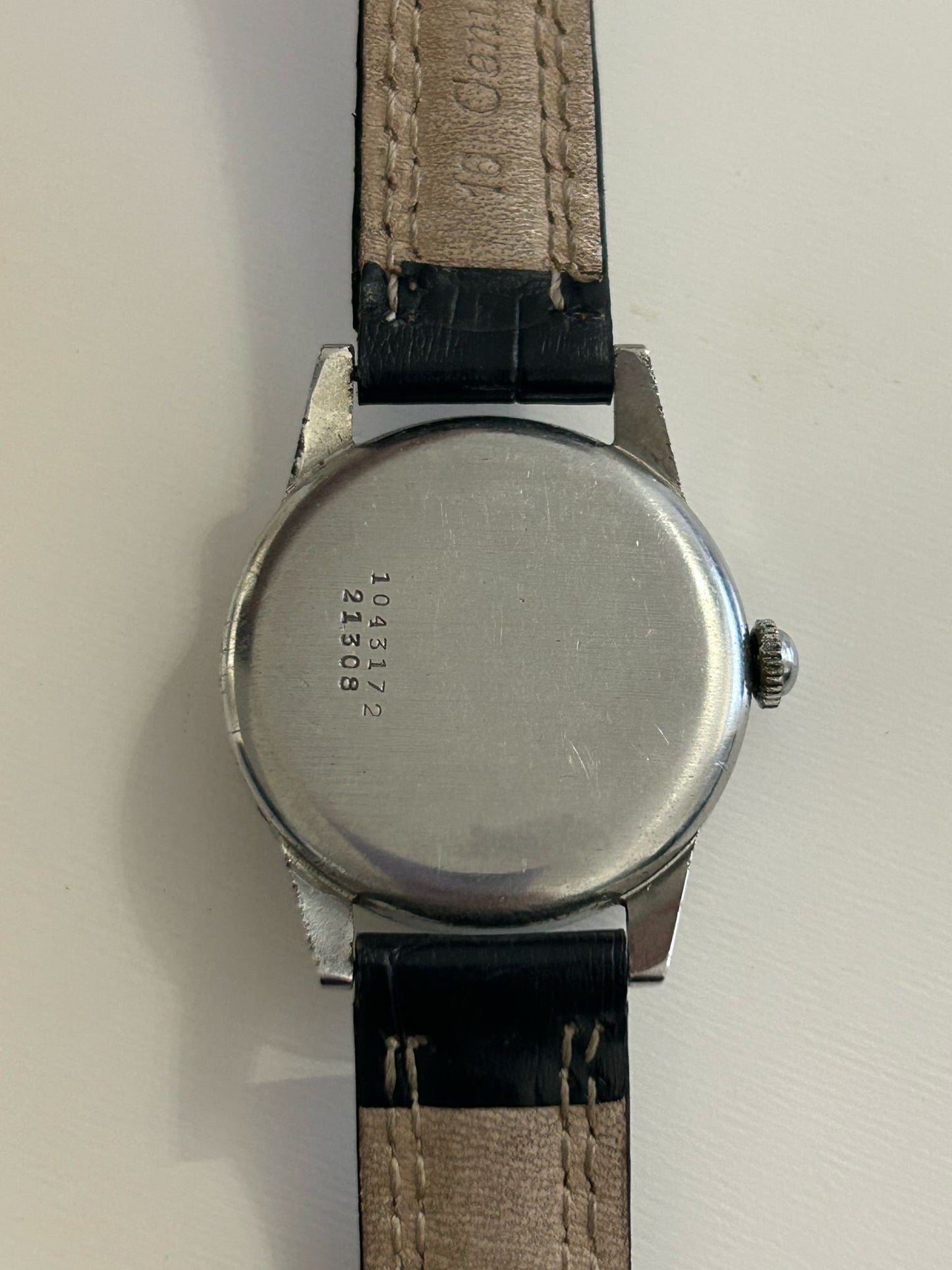 Universal Geneve 21308 calendar moon phase