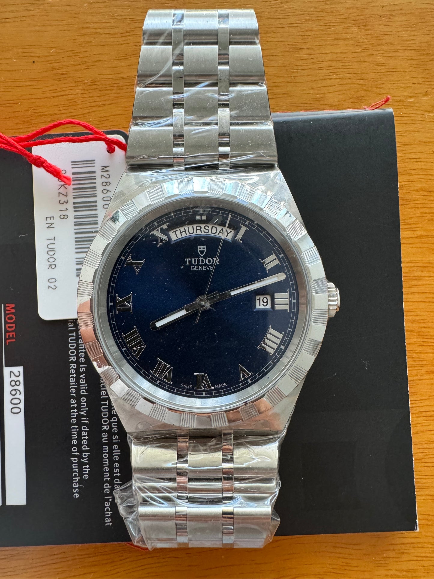 Tudor Royal 28600 blu dial
