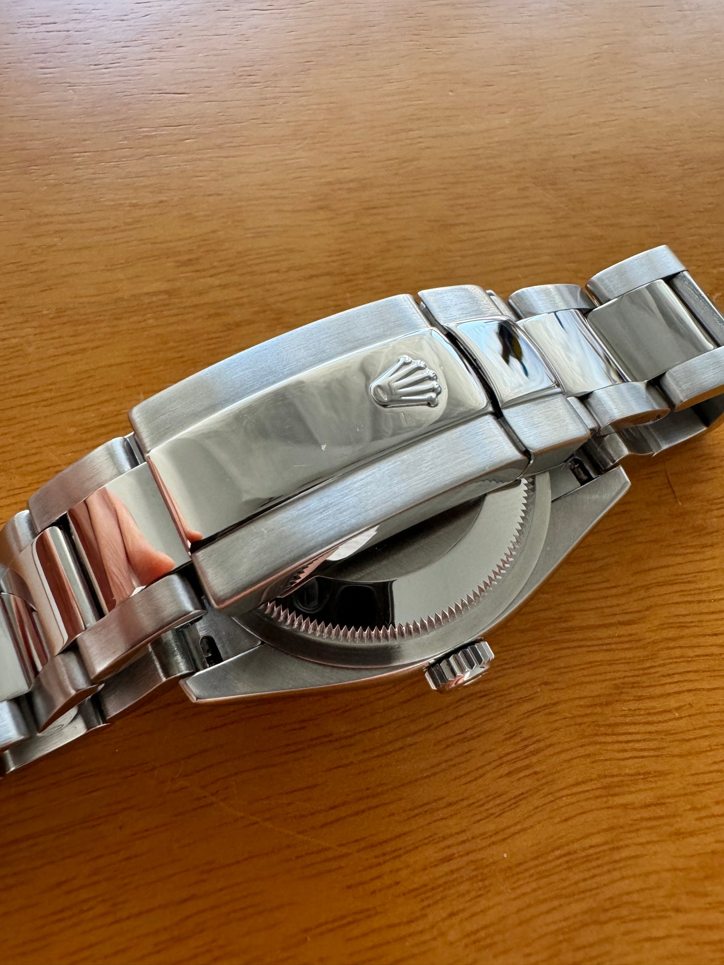 Rolex Oyster perpetual date 115234