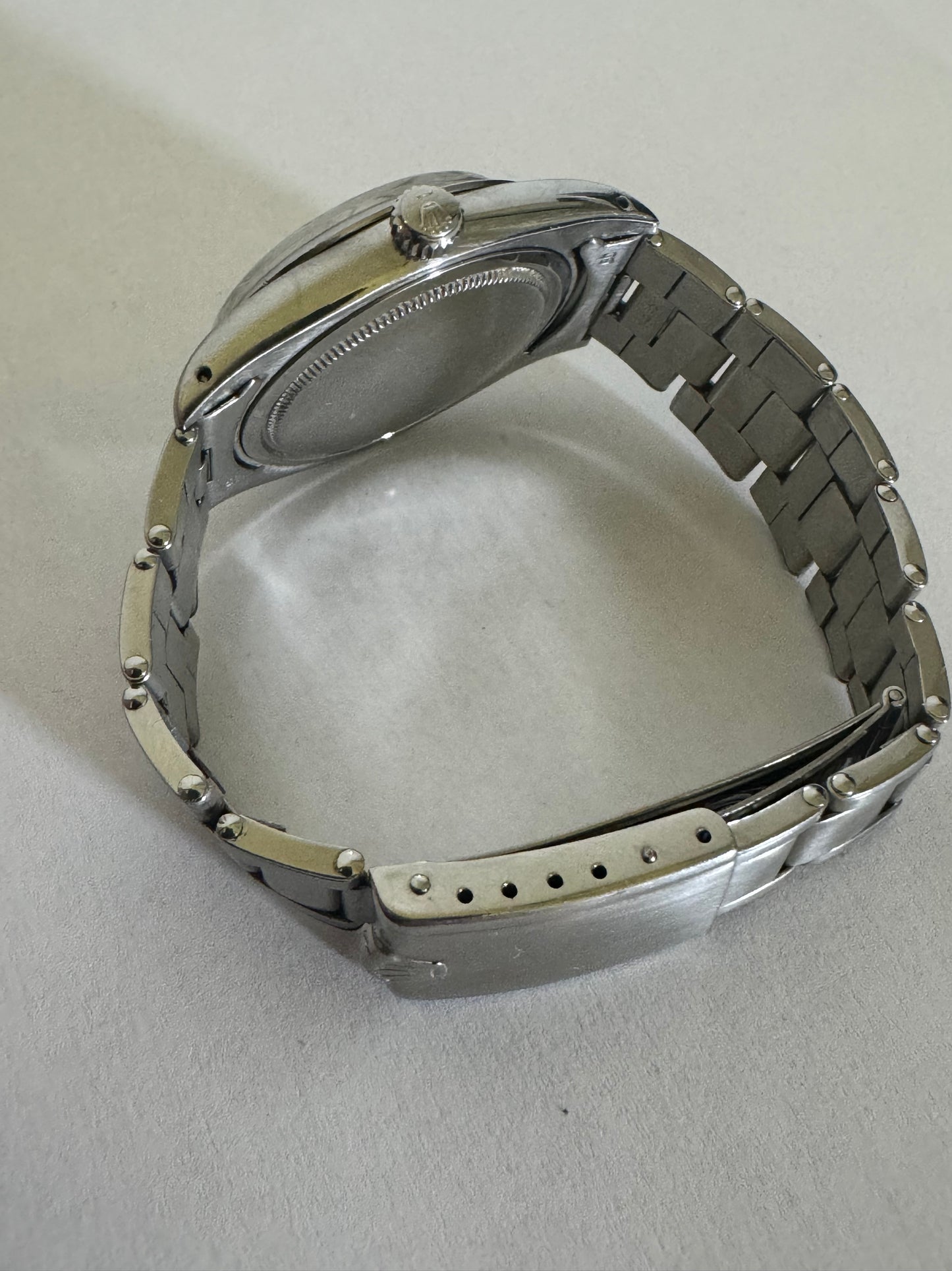 Rolex oyster perpetual date 6694