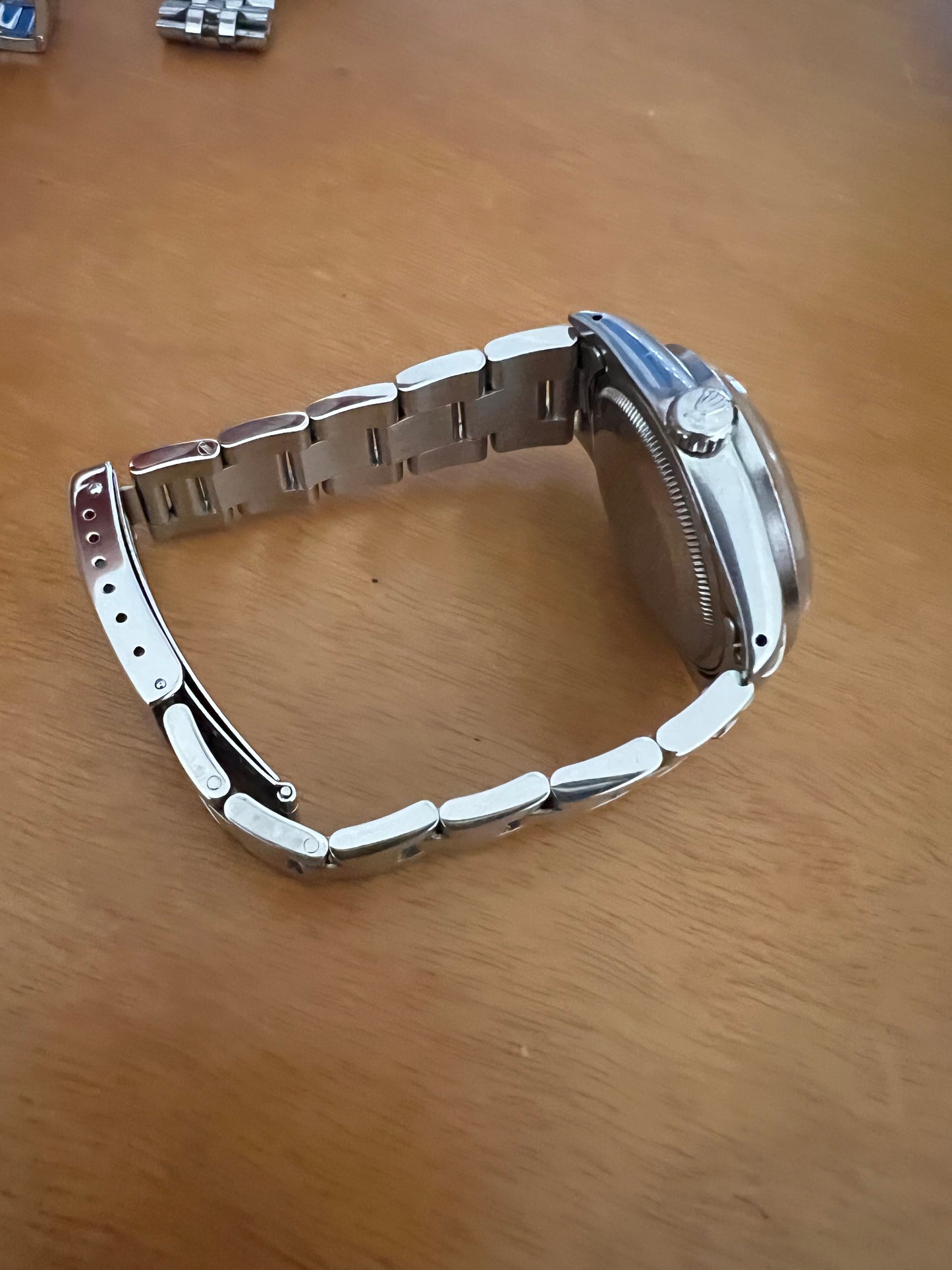 Rolex 15210 oyster perpetual date