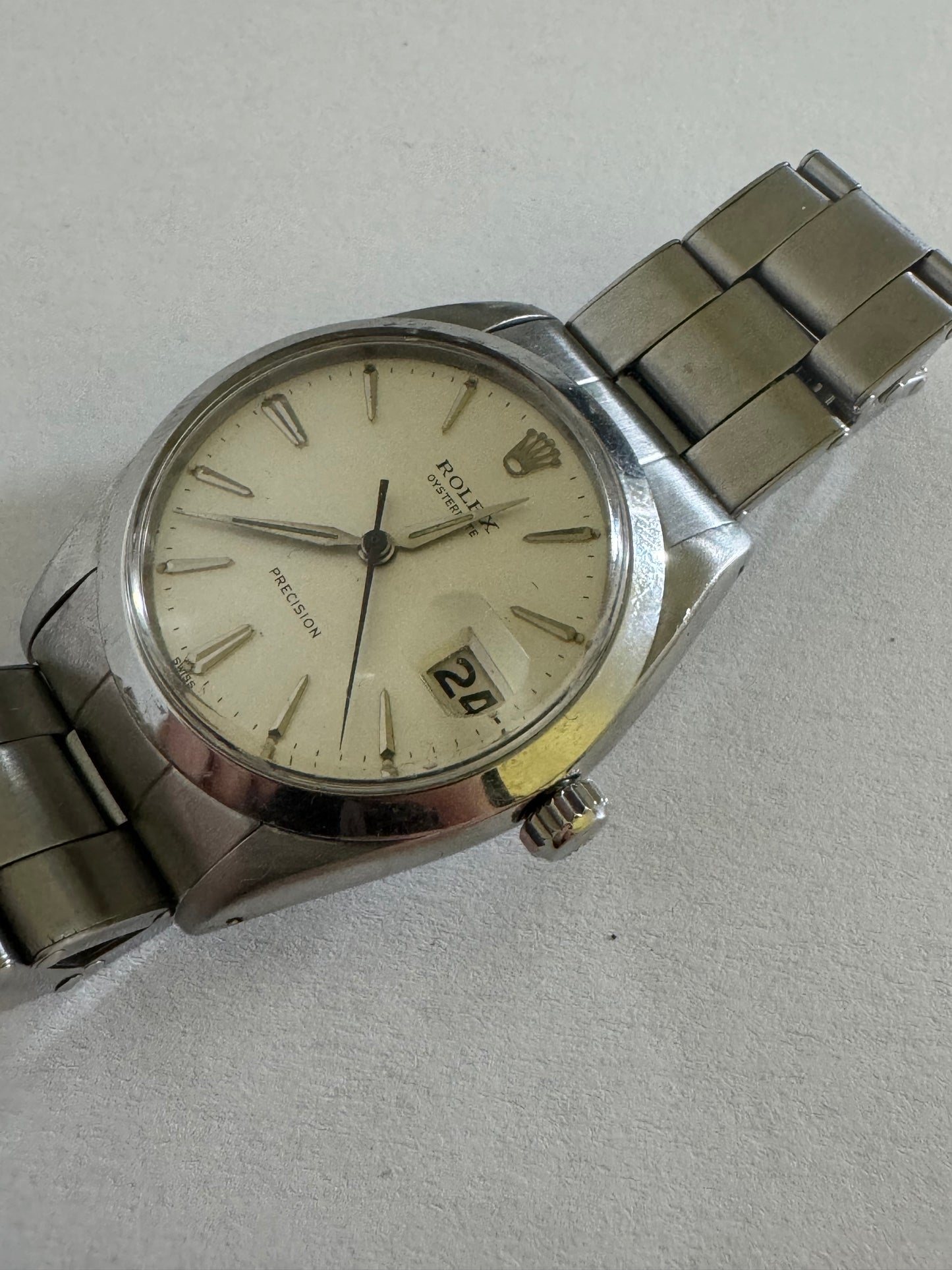 Rolex oyster perpetual date 6694
