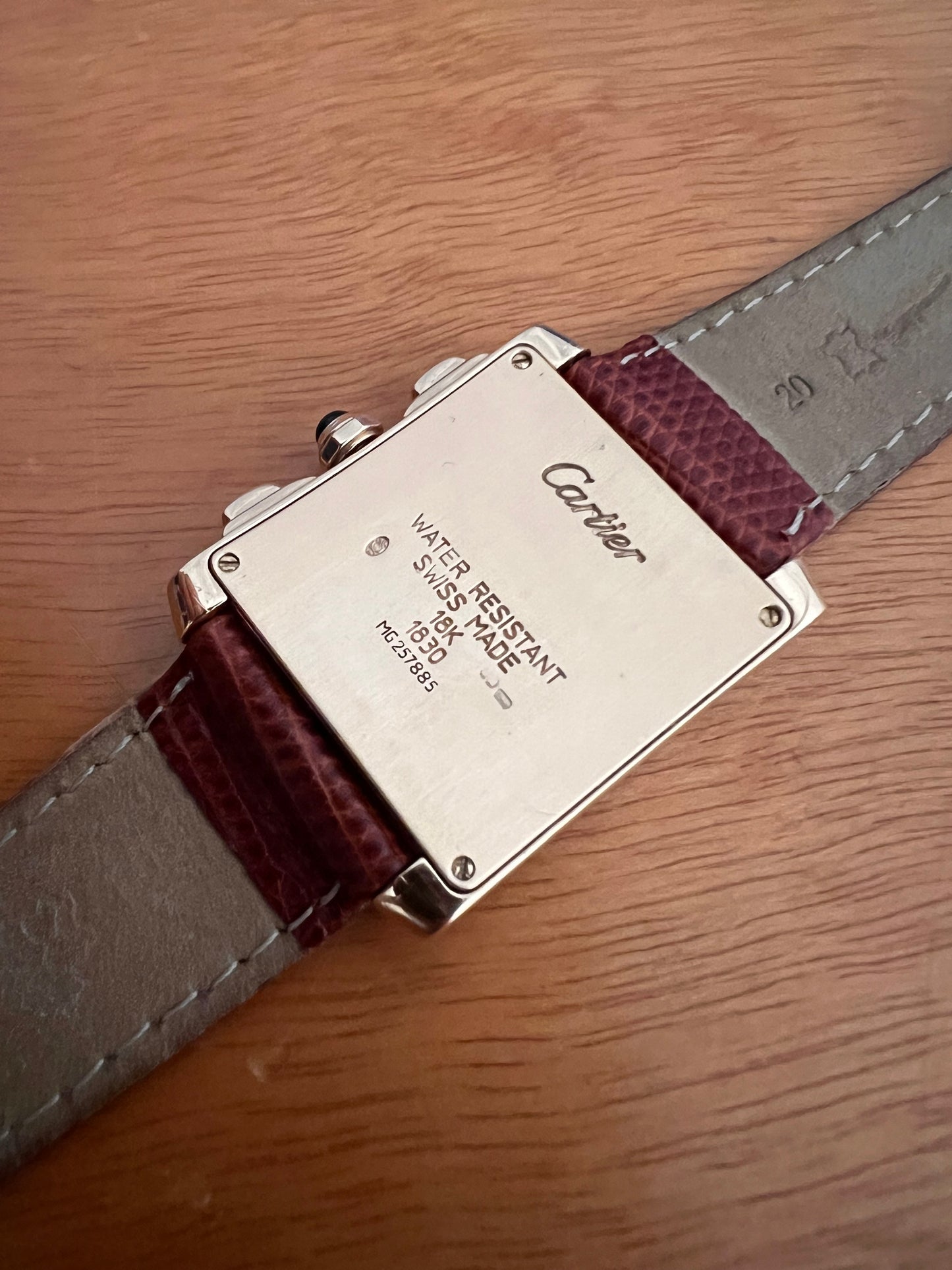 Cartier tank 1830 gold
