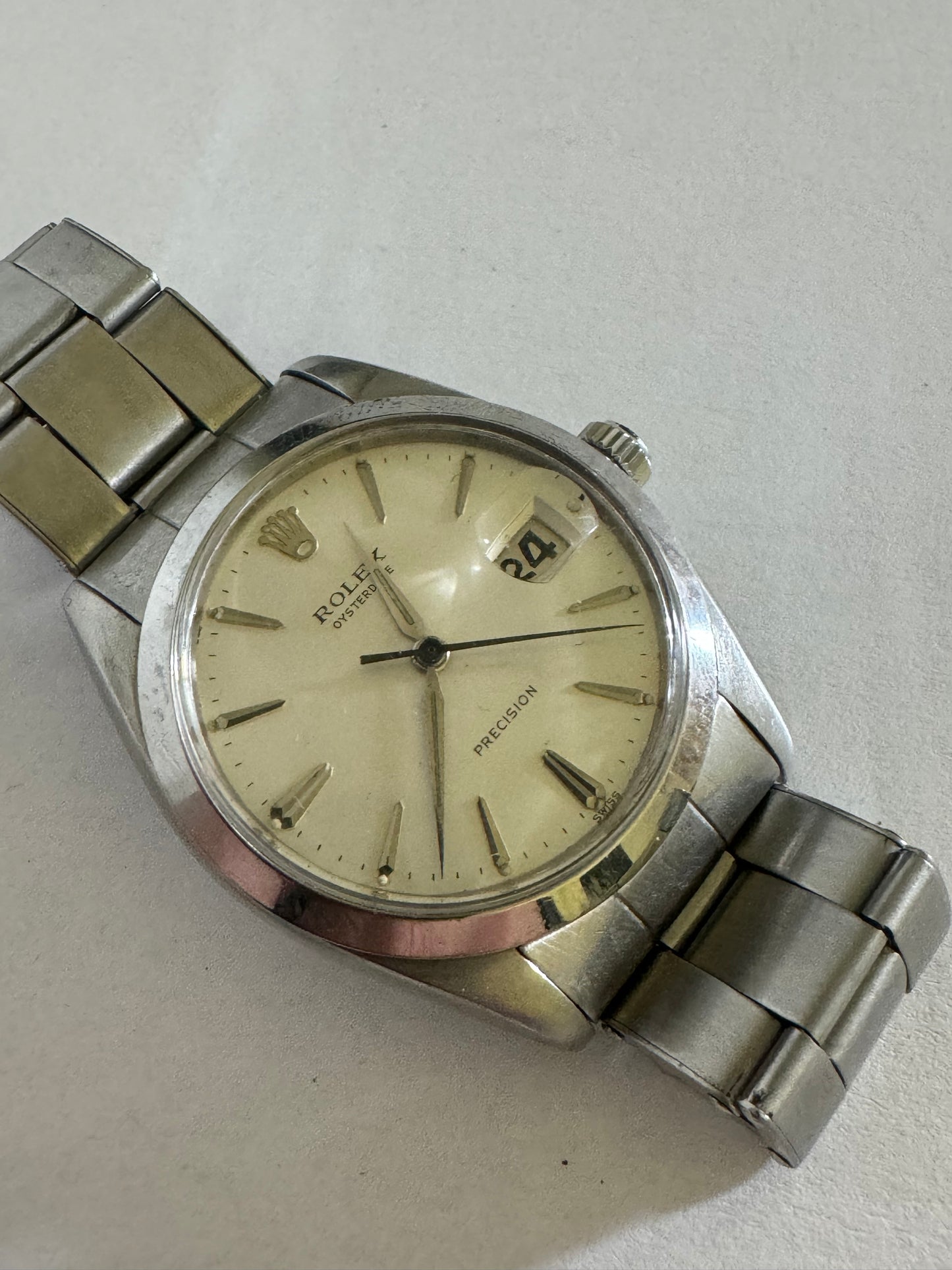 Rolex oyster perpetual date 6694