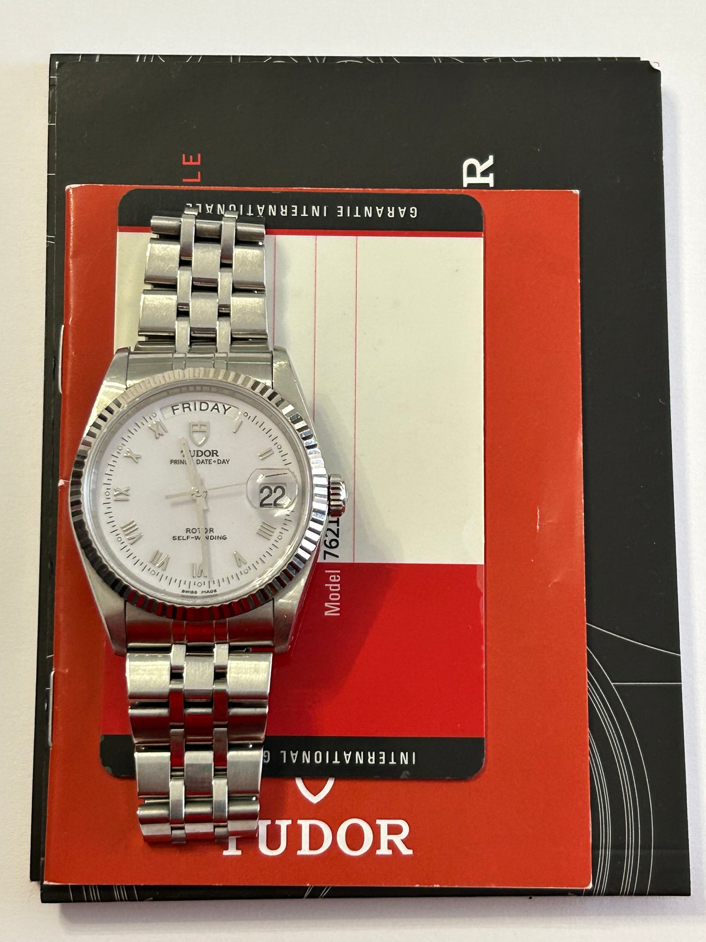 Omega Prince Date Day 76234 36mm