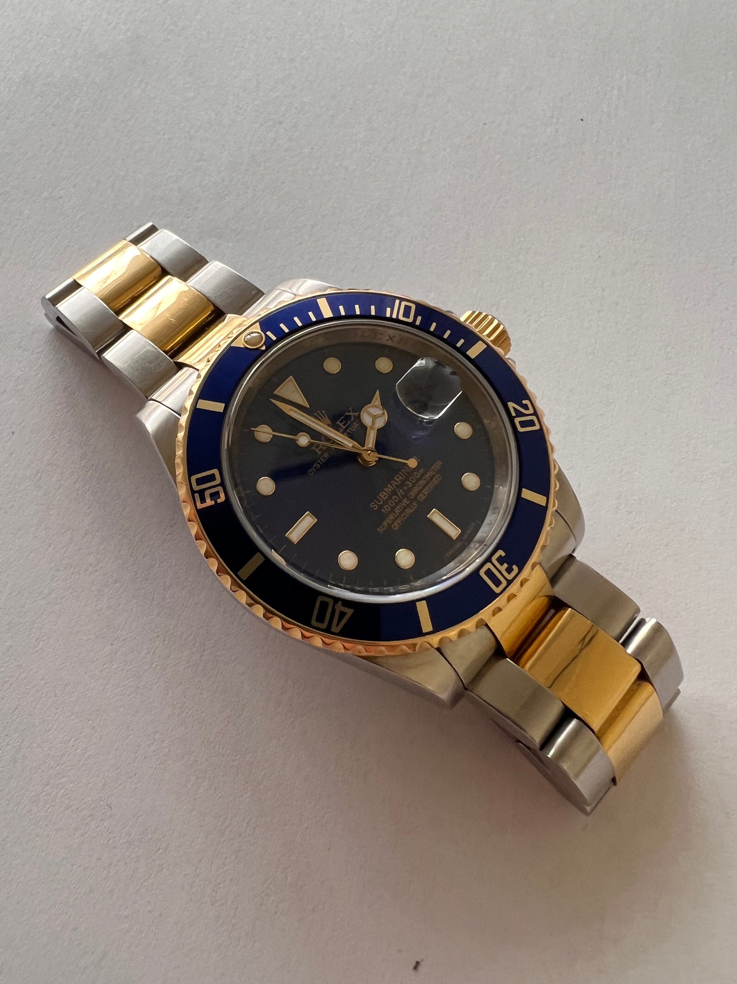 Rolex submariner 16613 rrr no holes