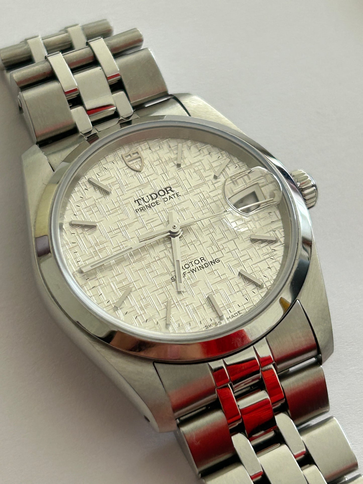 Tudor Prince Date 74000