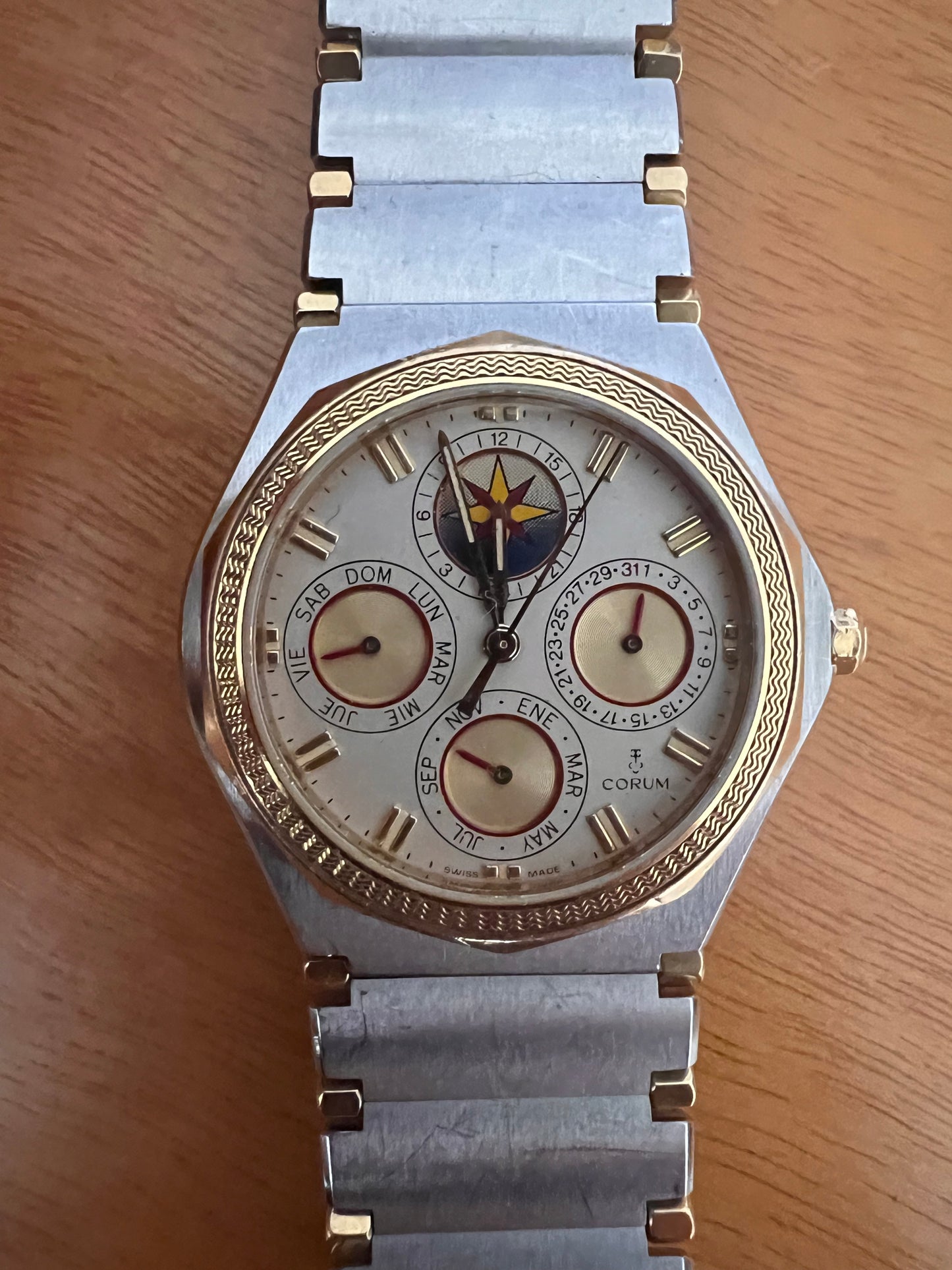 Corum 91.115.21 V-200