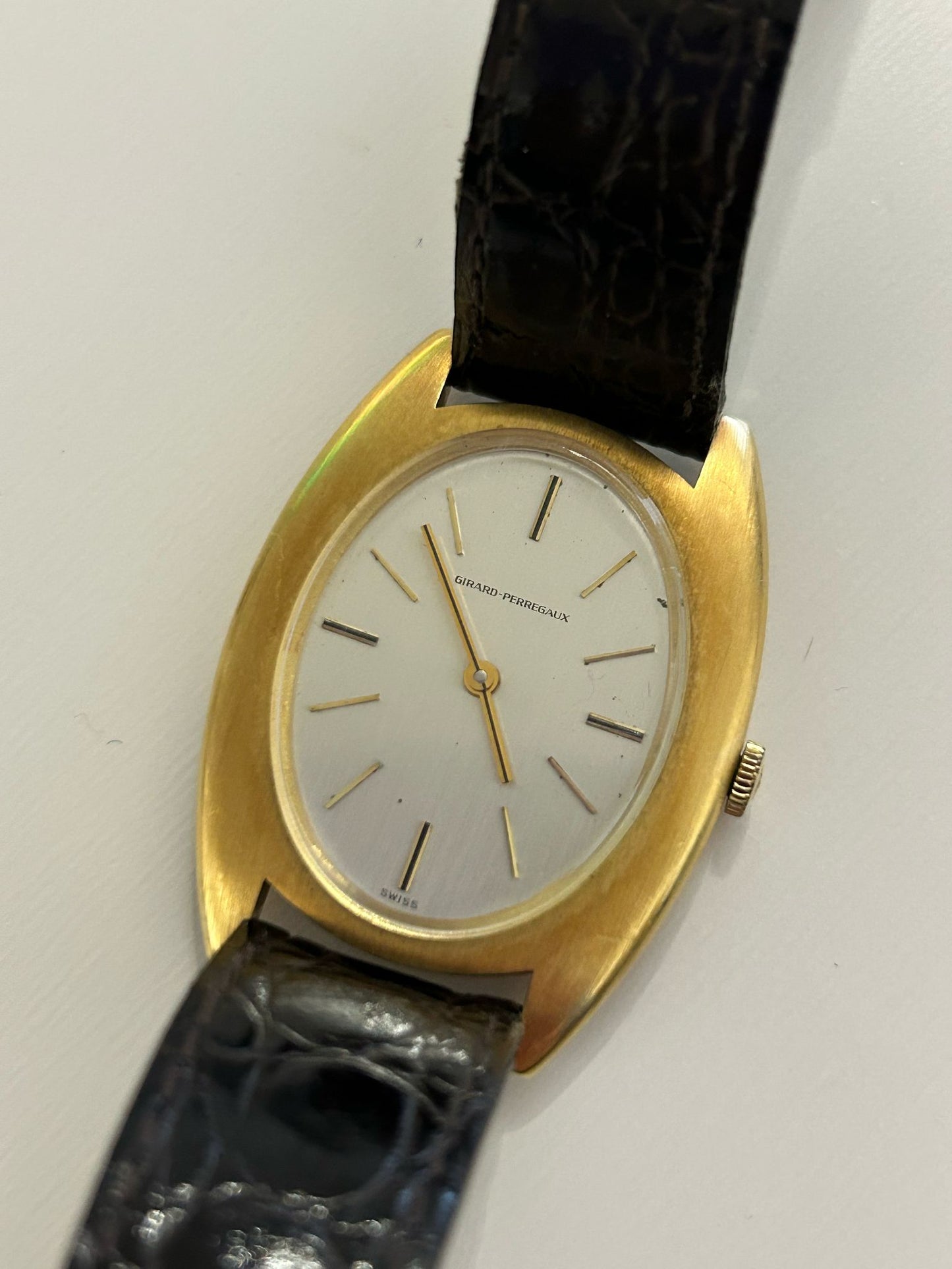Girard perregaux gold egg