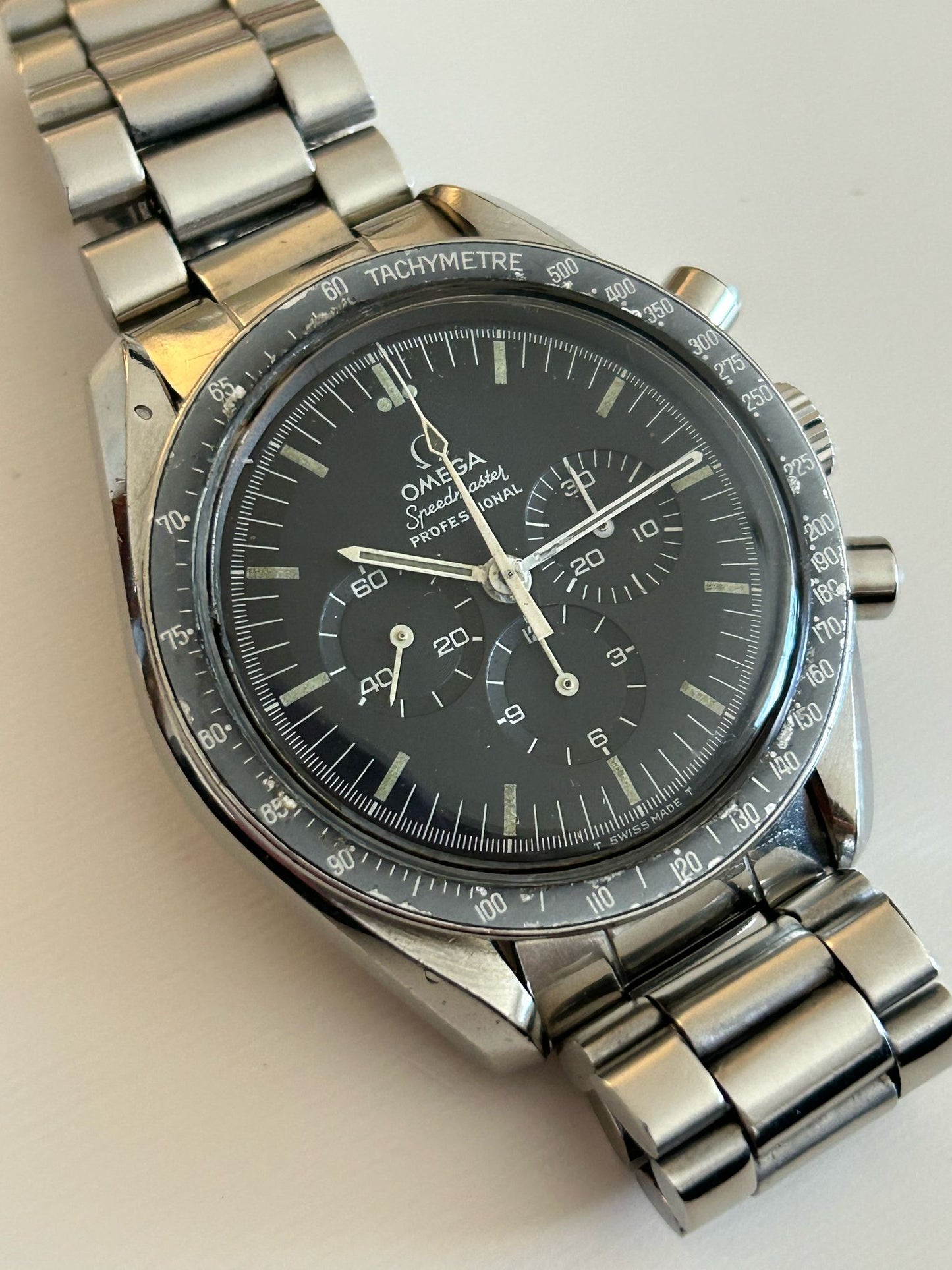 Omega Speedmaster 145.022 long S and R original paper