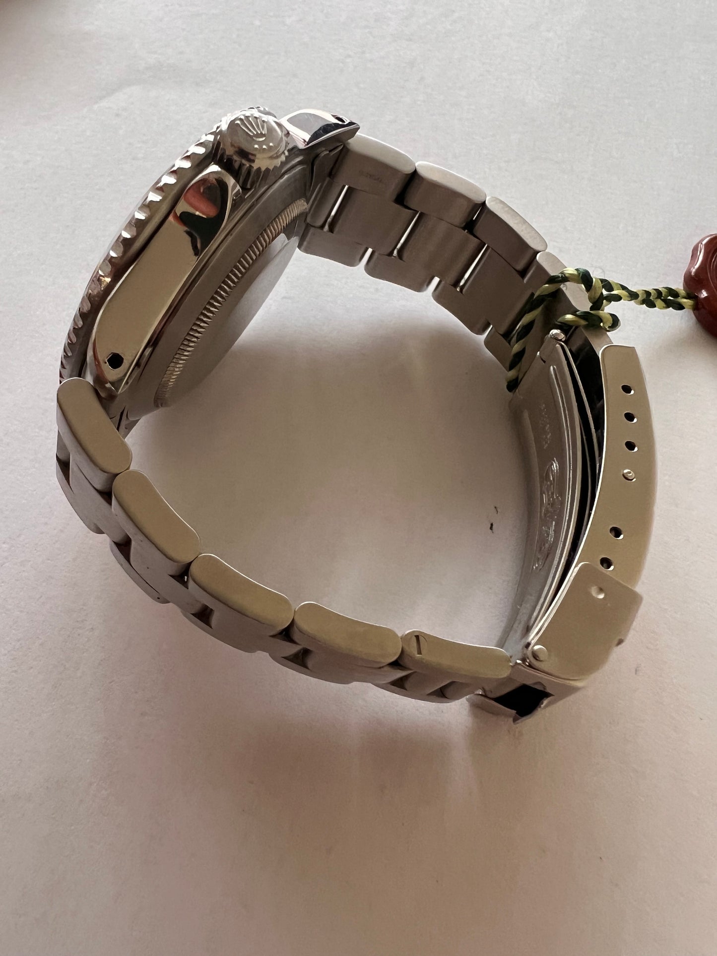 Rolex submariner 16610 only swiss dial