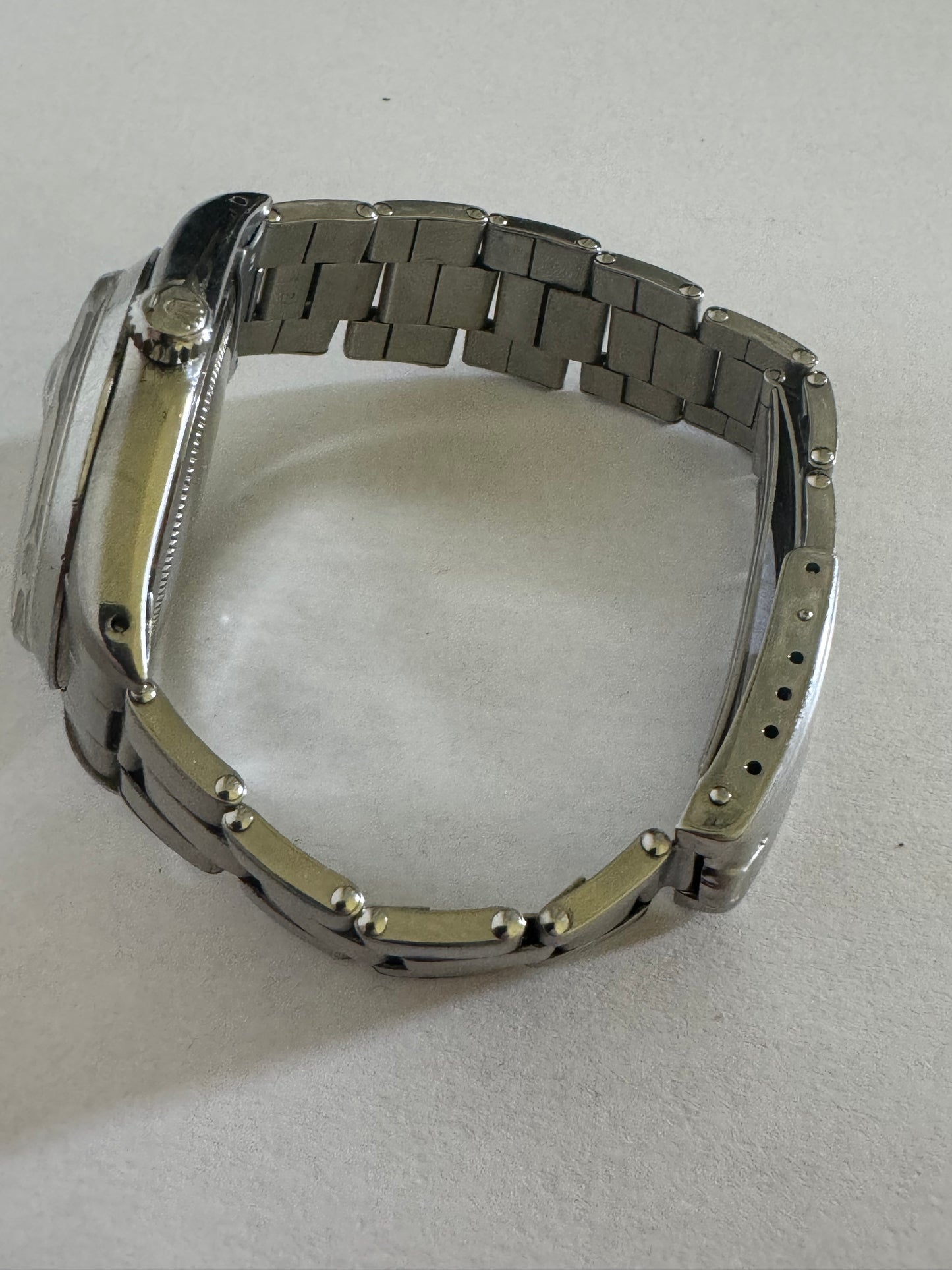 Rolex oyster perpetual date 6694