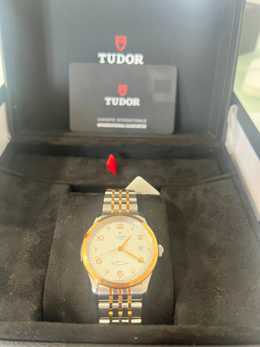 Tudor 1926 Diamond