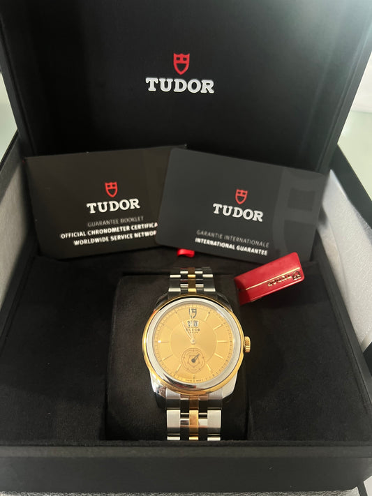 Tudor Glamour Double Date