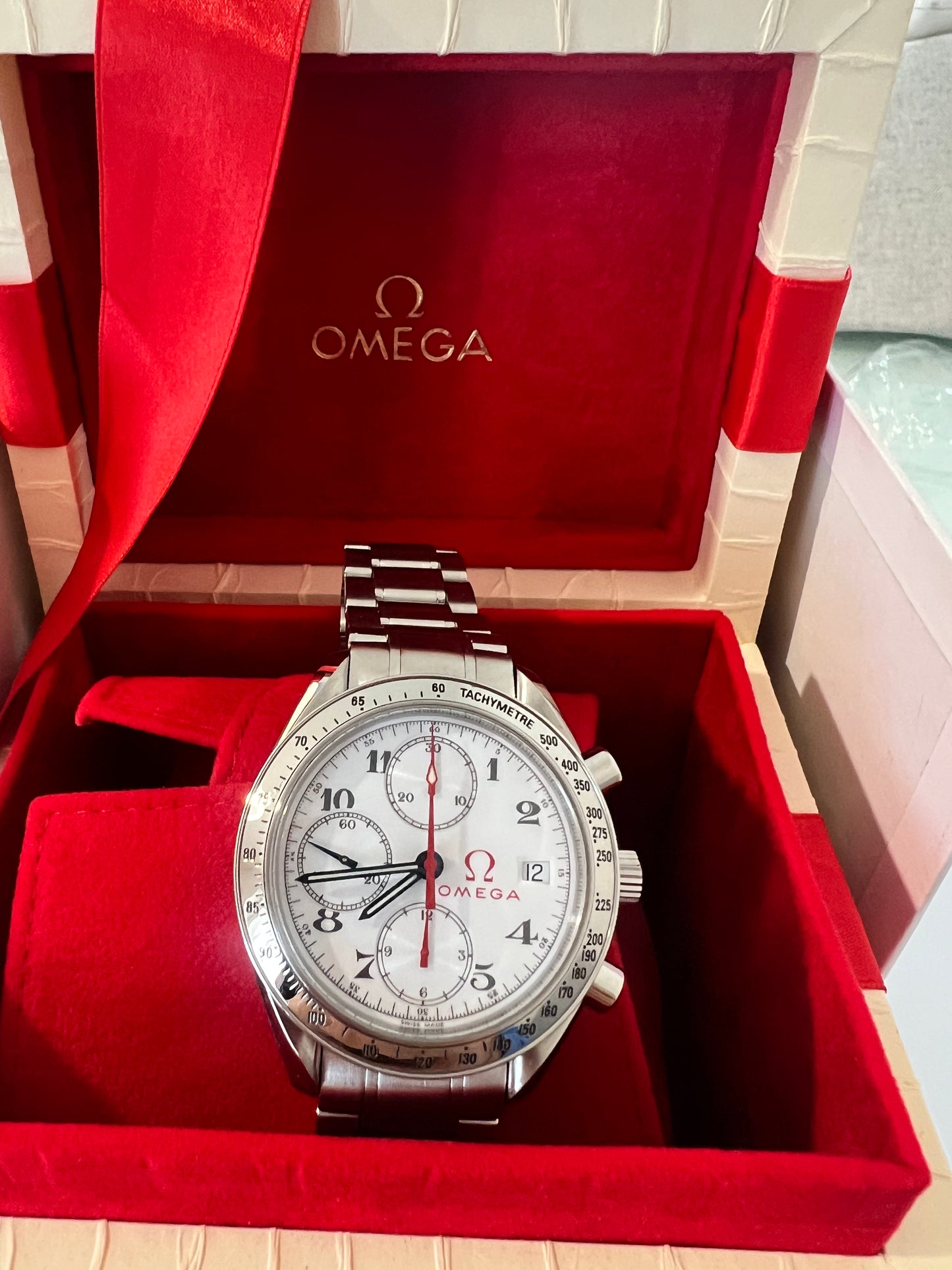 Omega Speedmaster Date