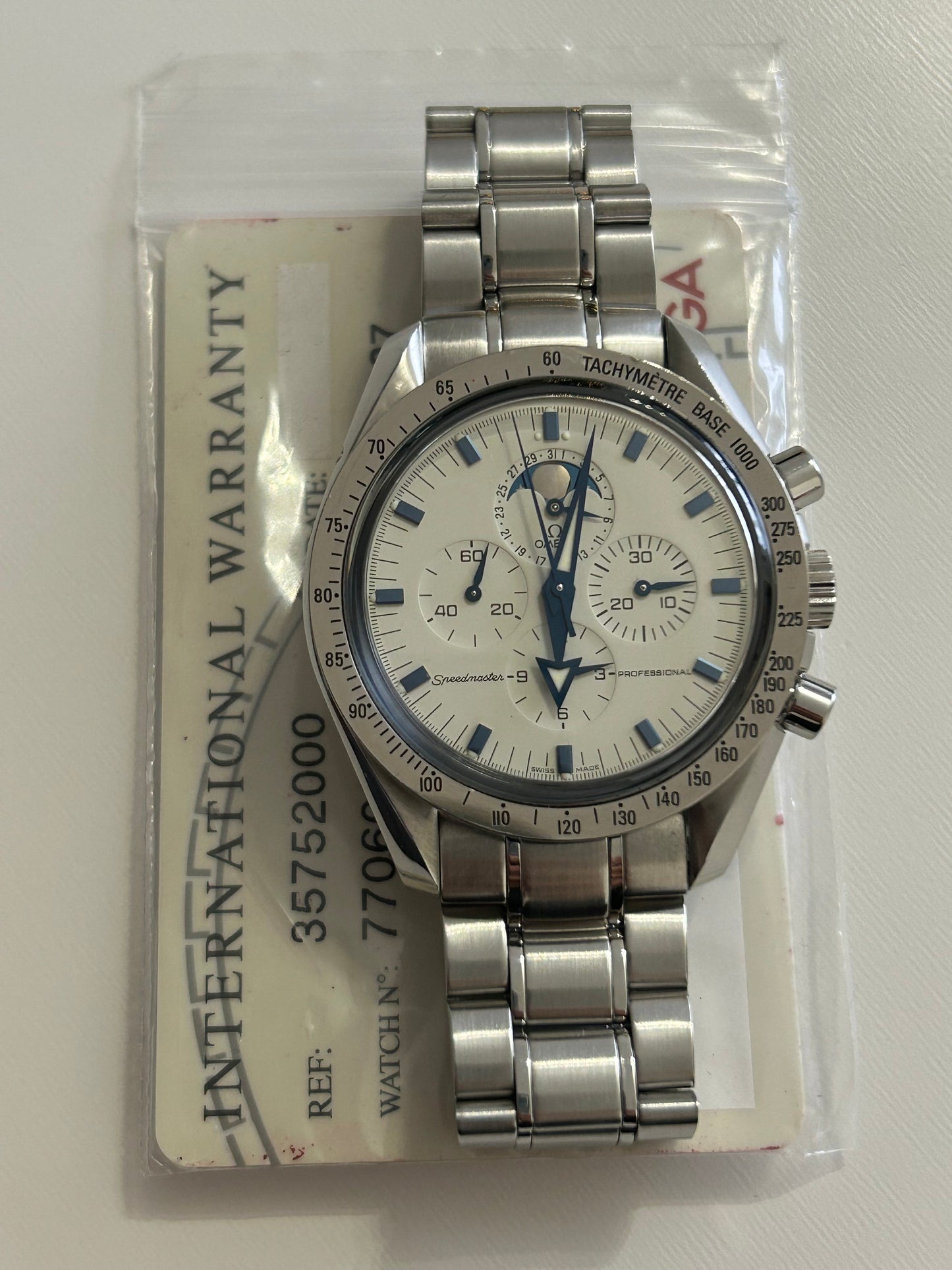 Omega Speedmaster 35752000
