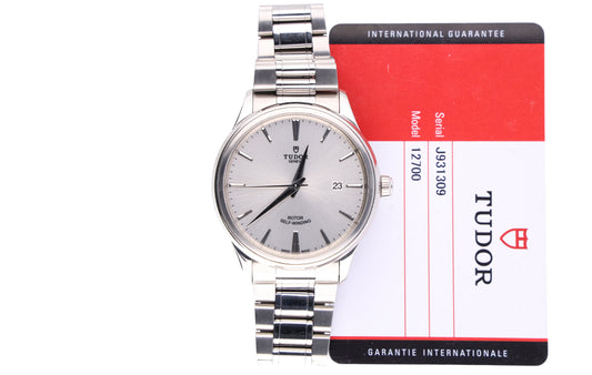 Tudor 12700