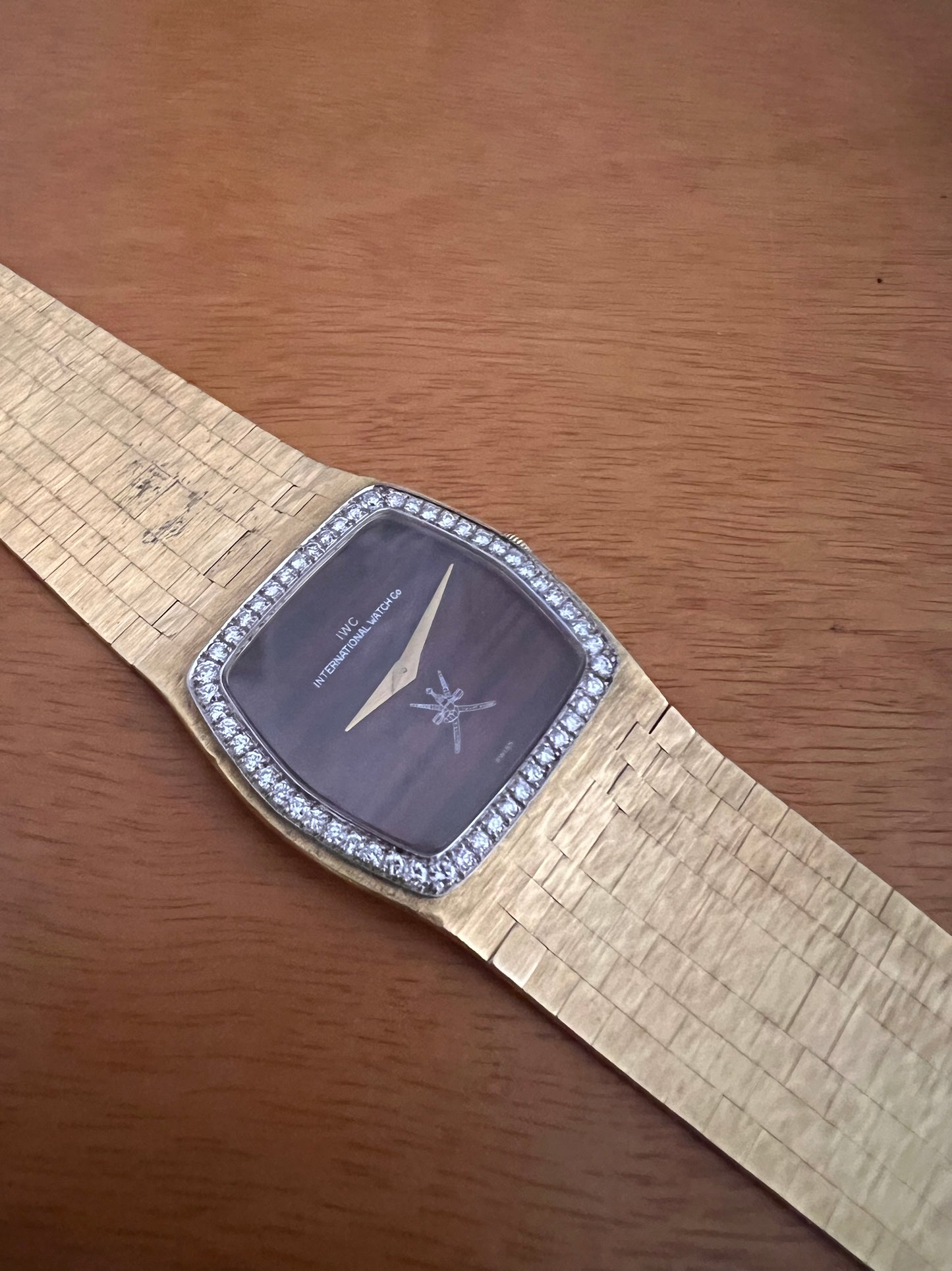 IWC wood kanjhar dial 18kt gold