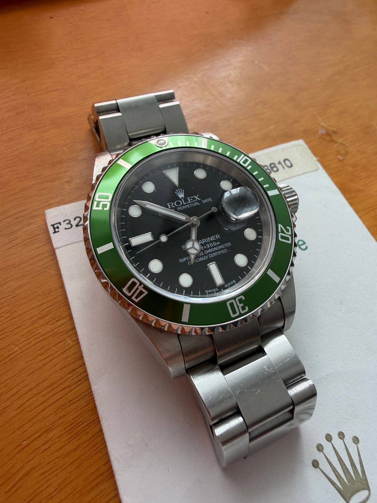 Rolex - Submariner Date 'Kermit' Fat Four - 16610LV