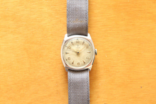 Tudor Vintage