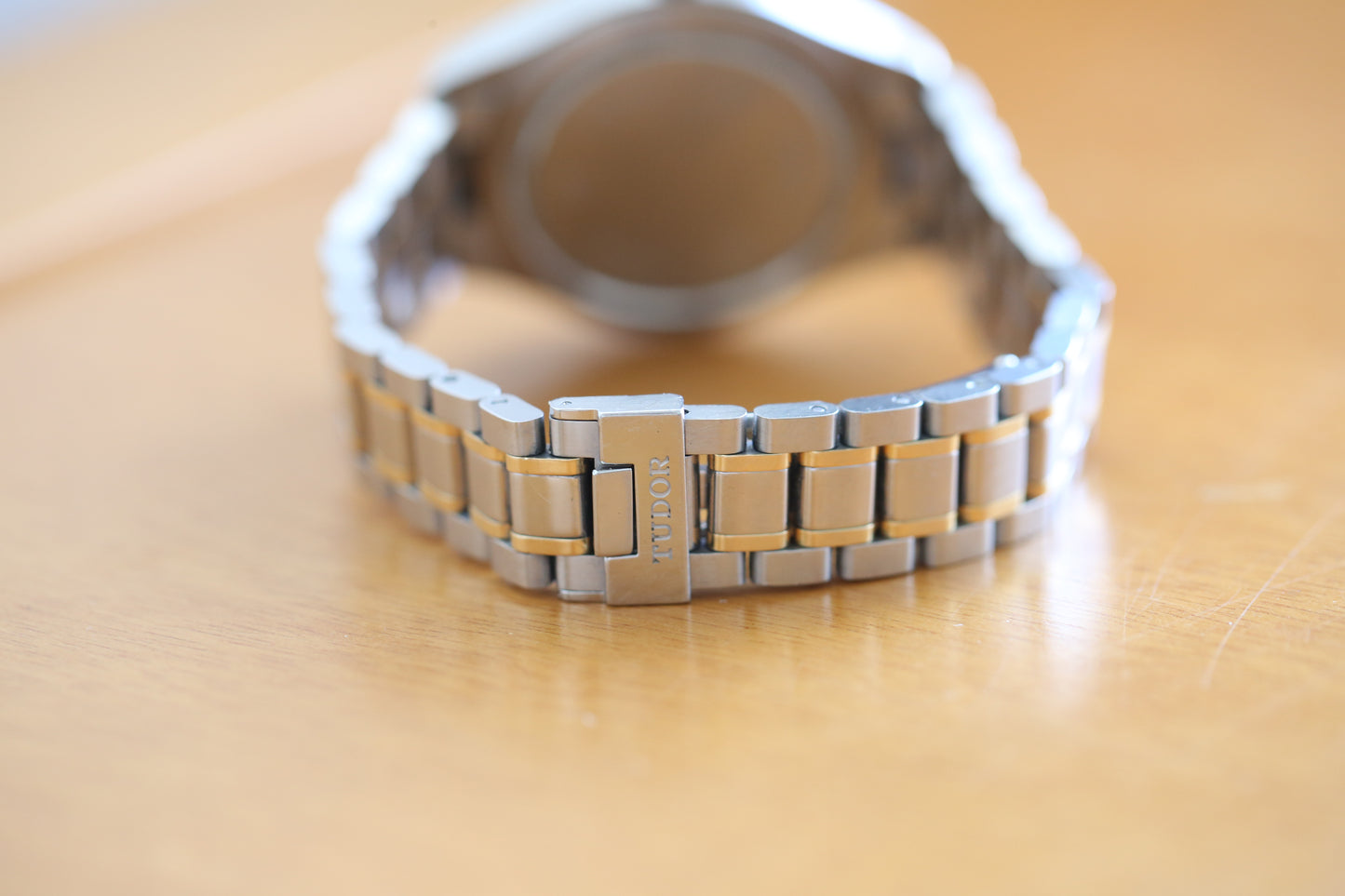 Tudor Style 12703