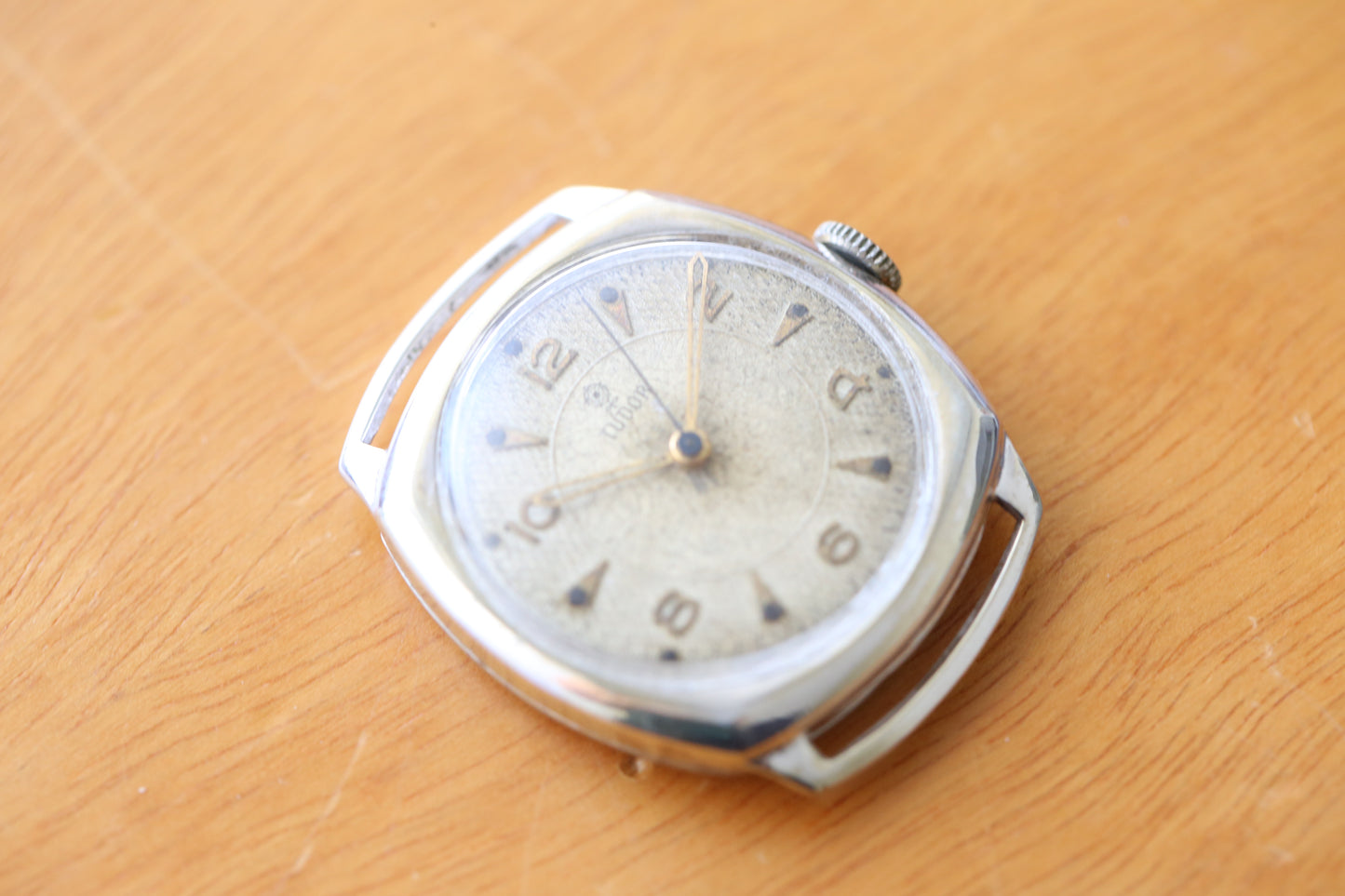 Tudor Vintage
