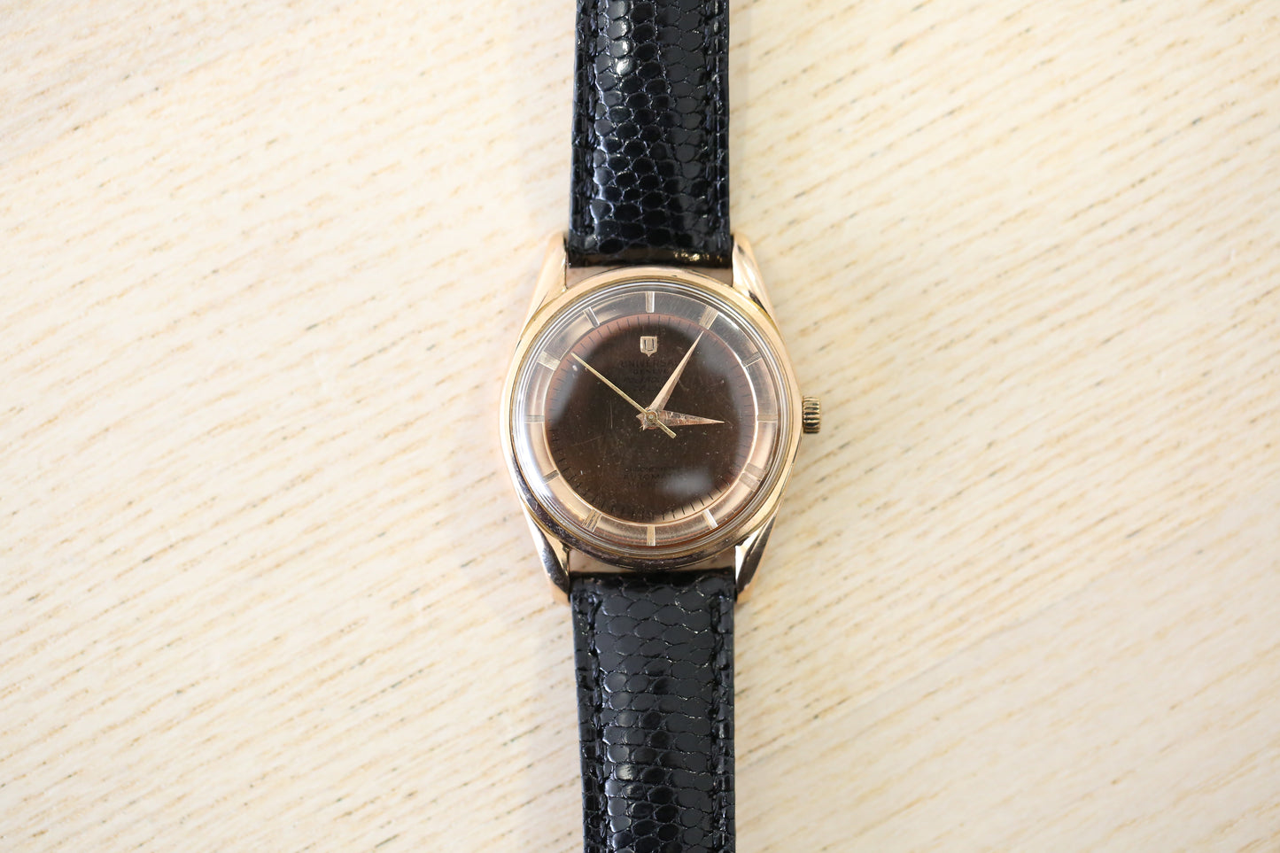 Universal Geneve Polarouter rose gold