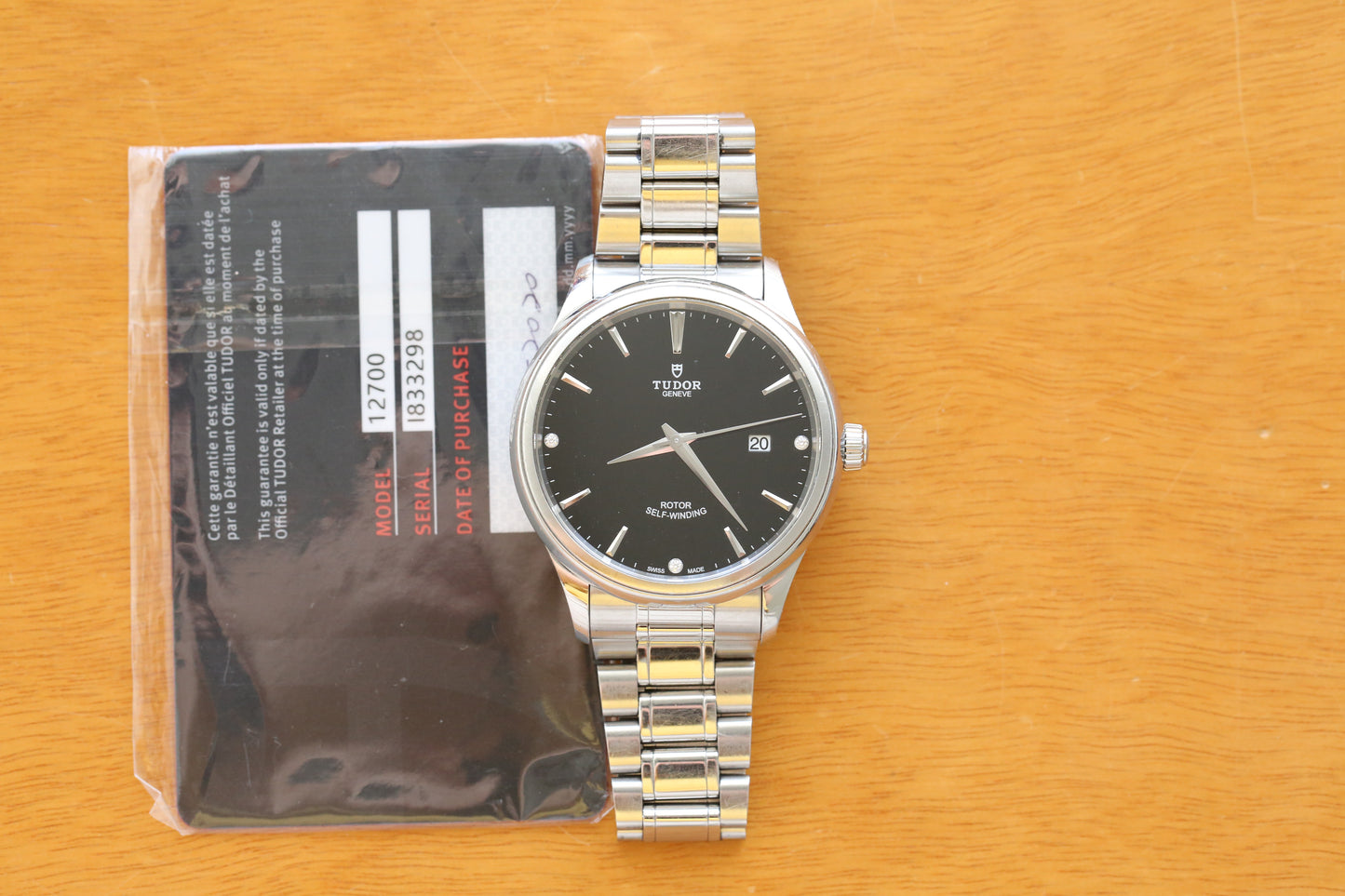Tudor Style 12700