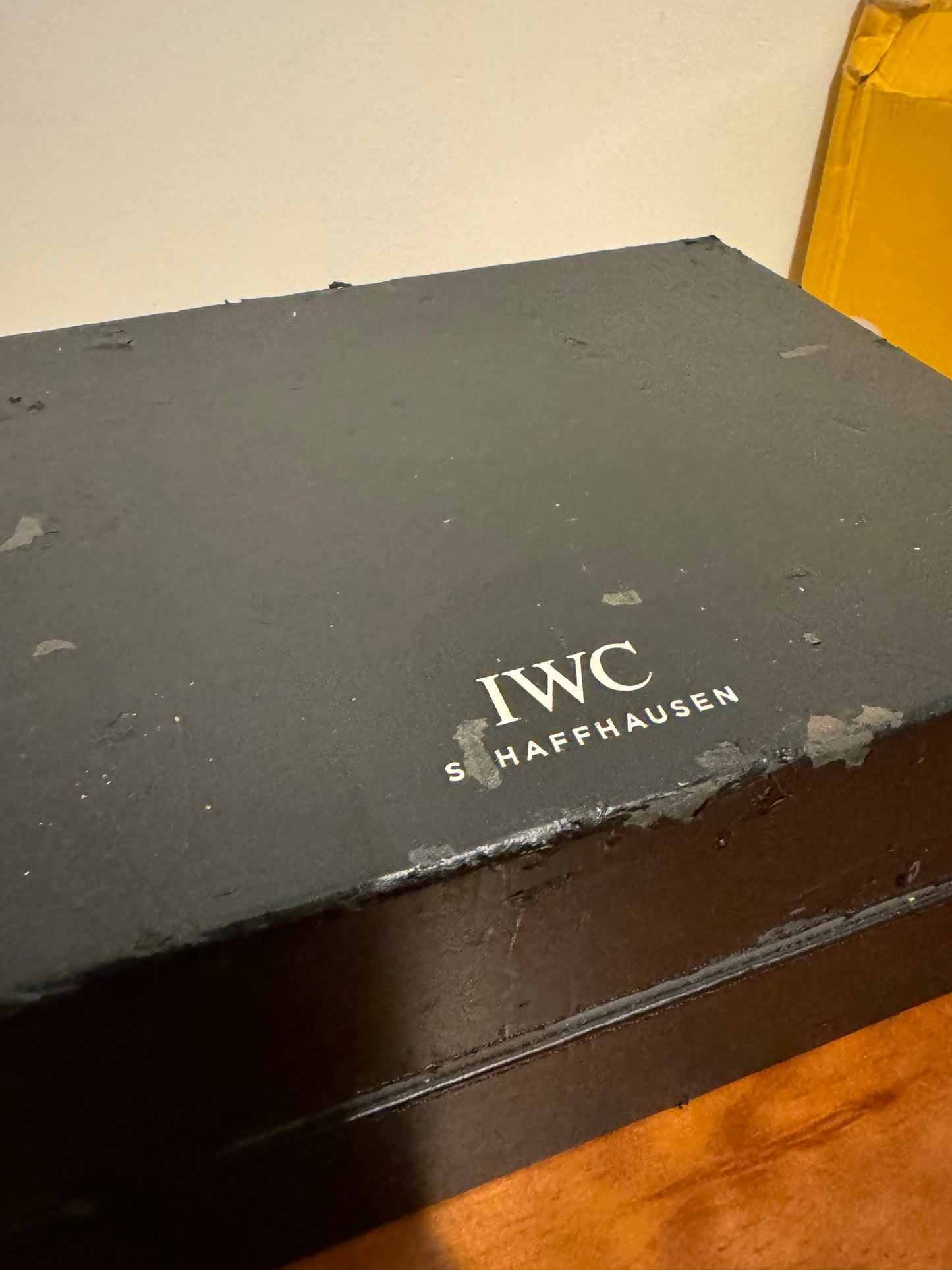 IWC box vintage not perfect