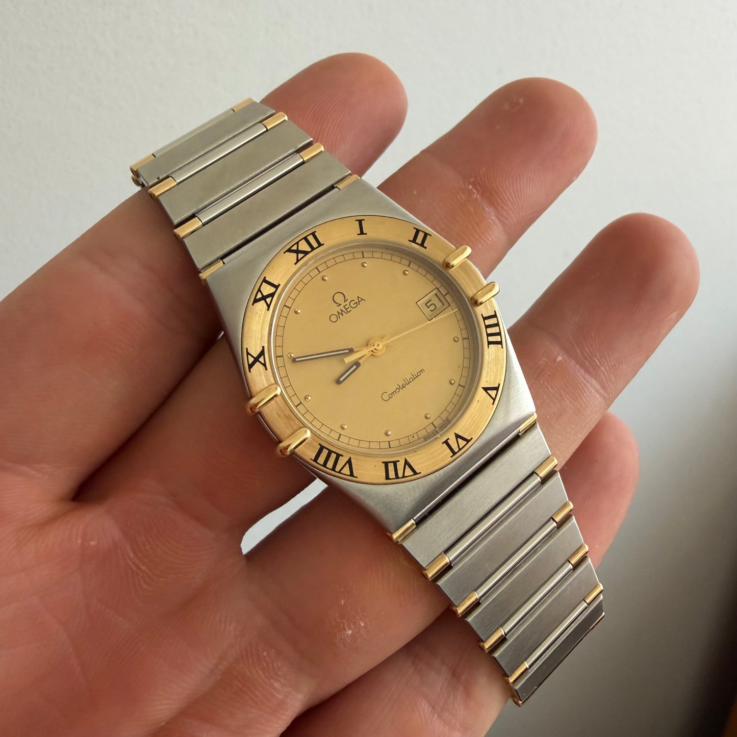 Omega Constellation Quartz 34mm steel gold
