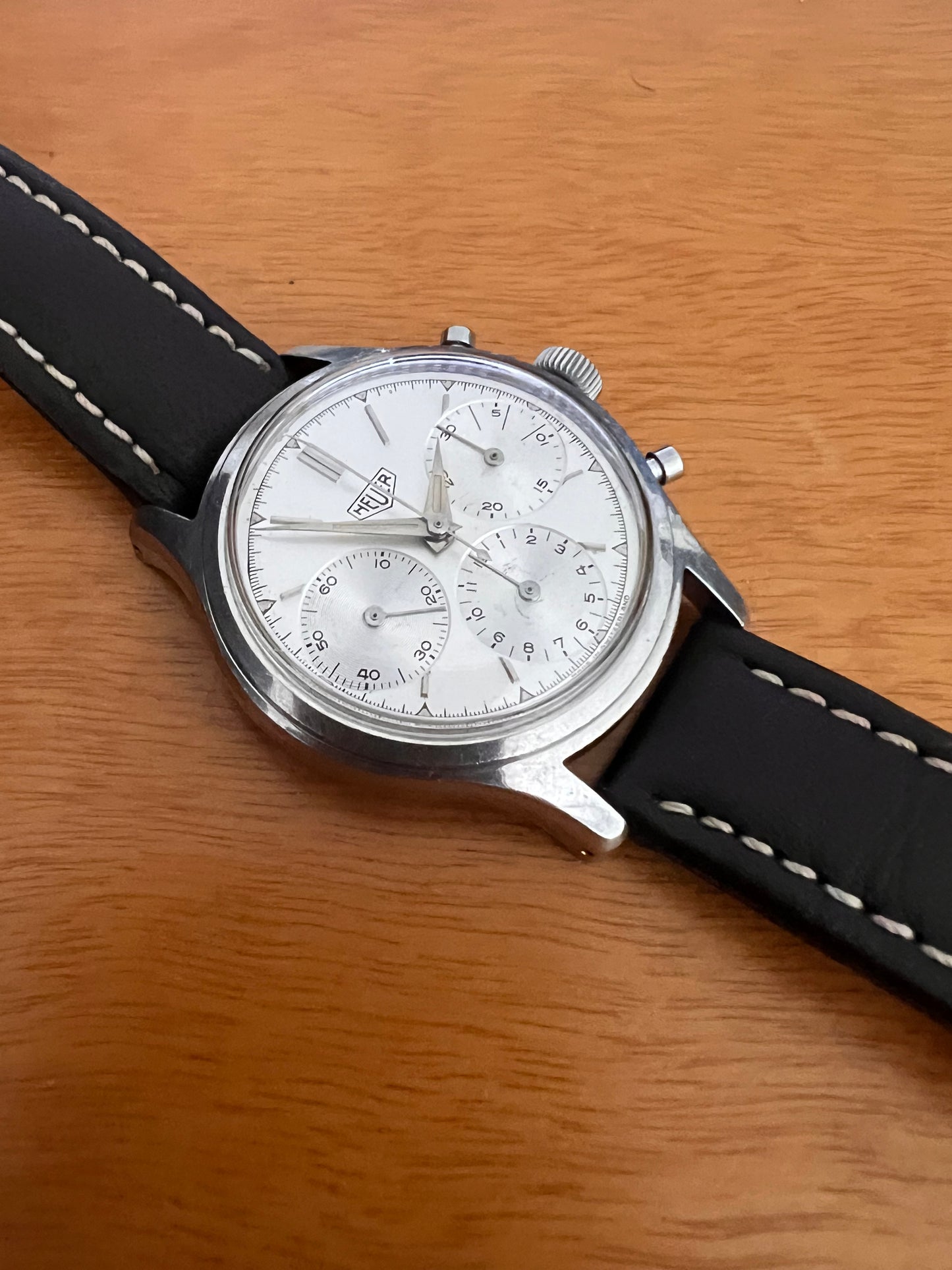 HEUER Big Eyes Jumbo 1950 Valjoux 37.5mm