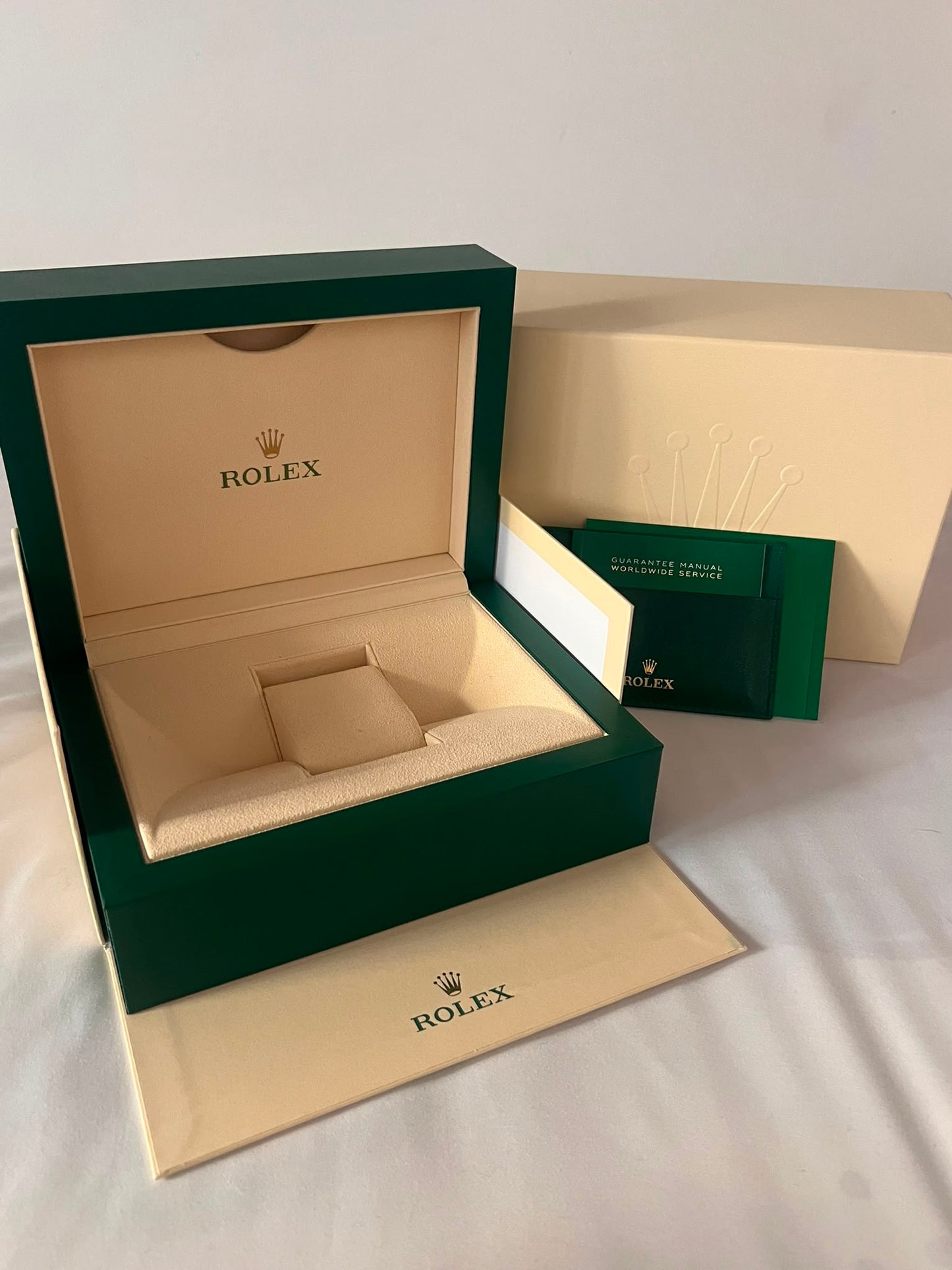 Rolex oyster box L card holder booklet