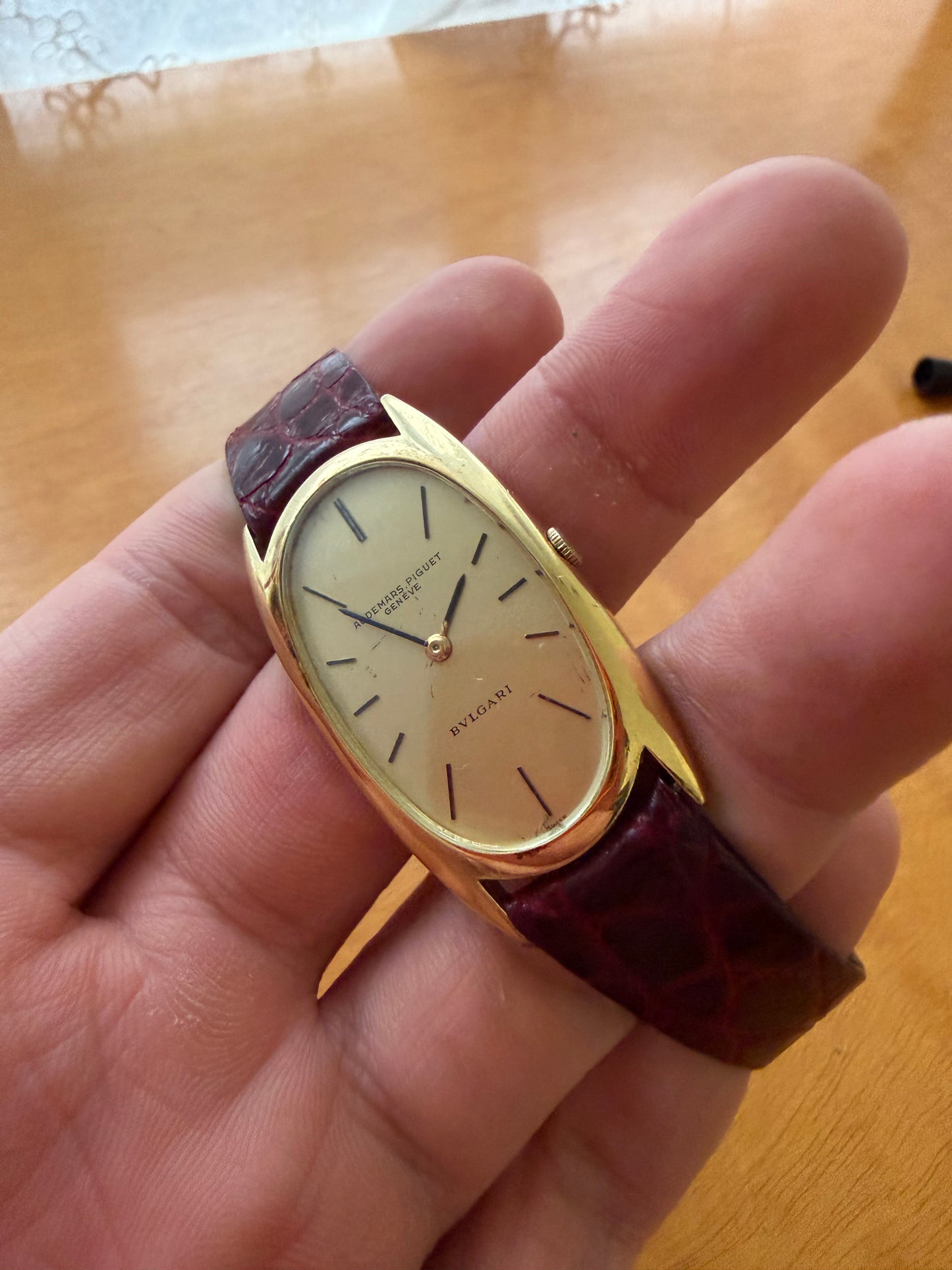 Audemars Piguet ovale allonge Bvlgari related