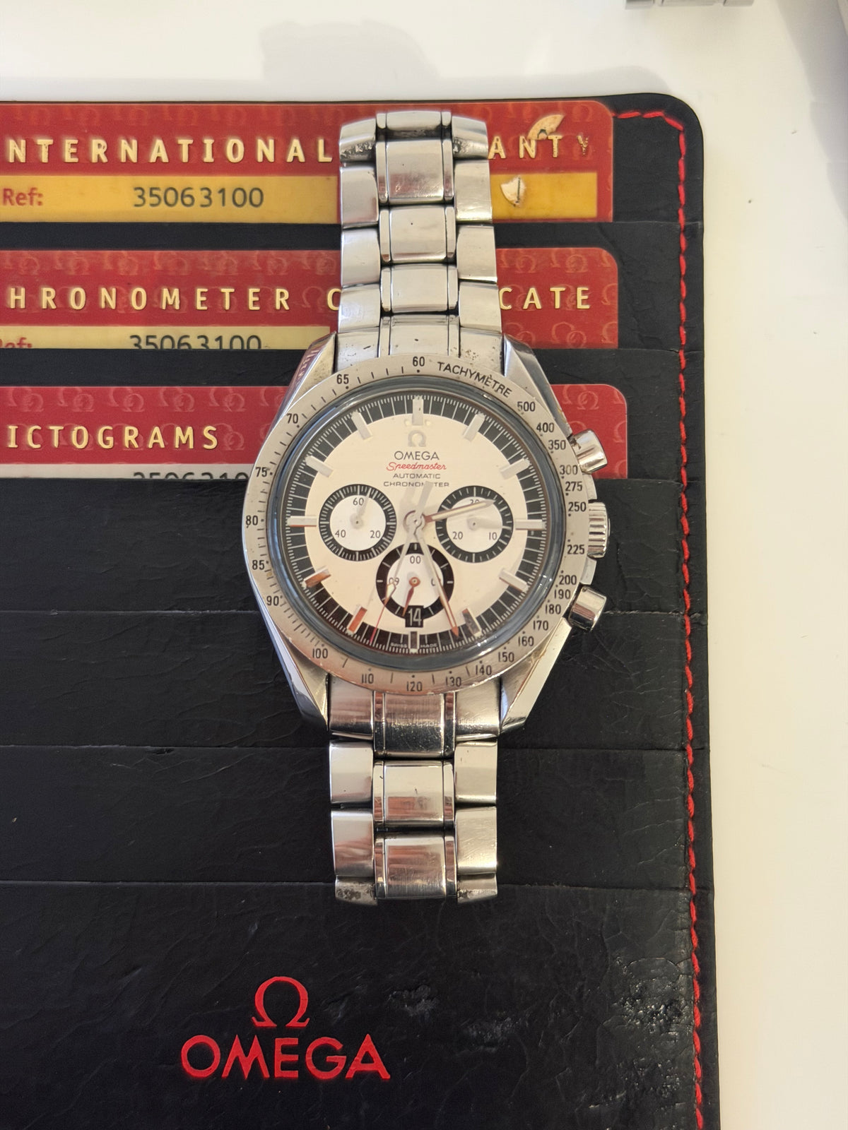 Omega speedmaster  schumacher