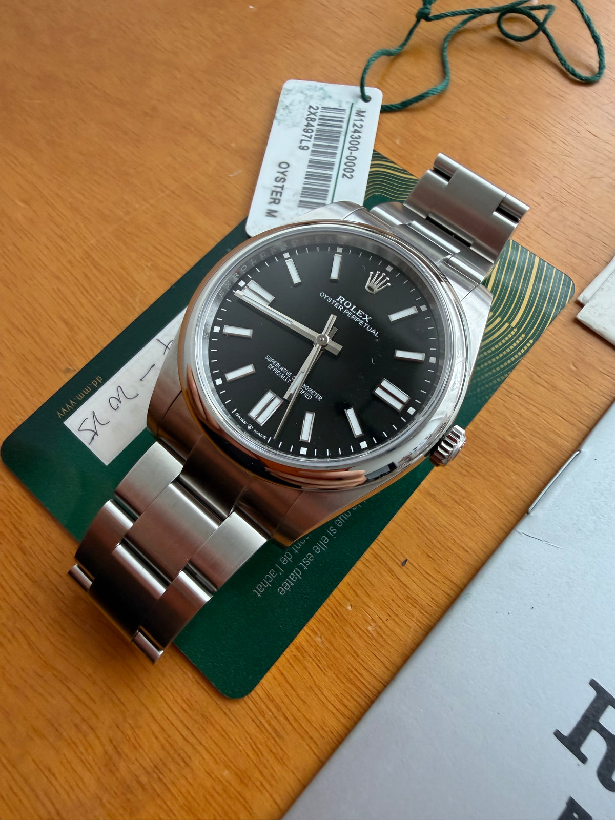 Rolex oyster perpetual 124300 black