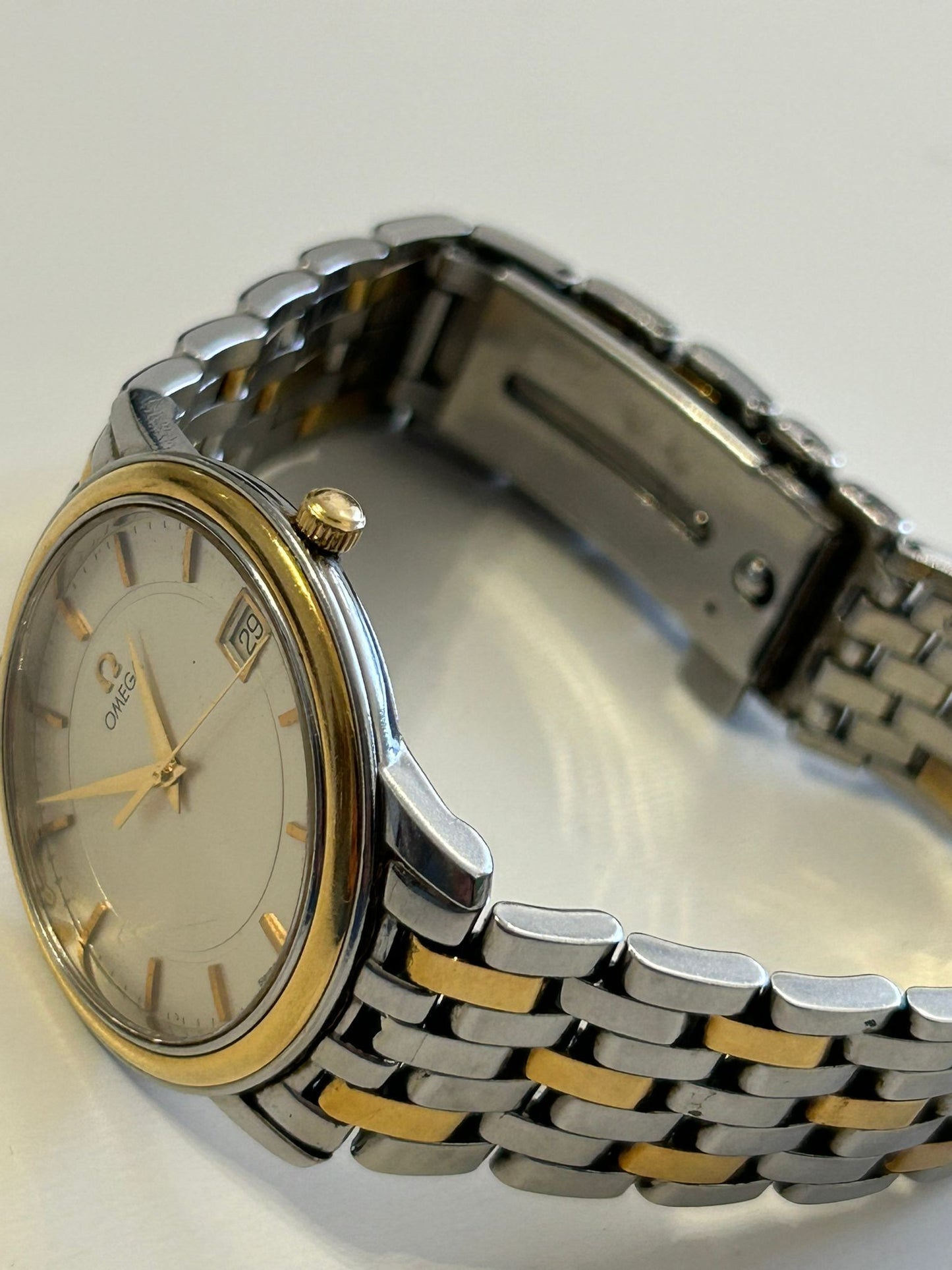 Omega DeVille 35 mm steel and gold quartz