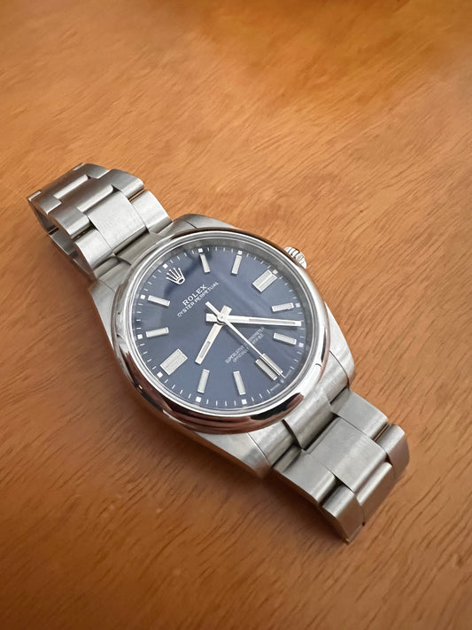 Rolex oyster perpetual 124300