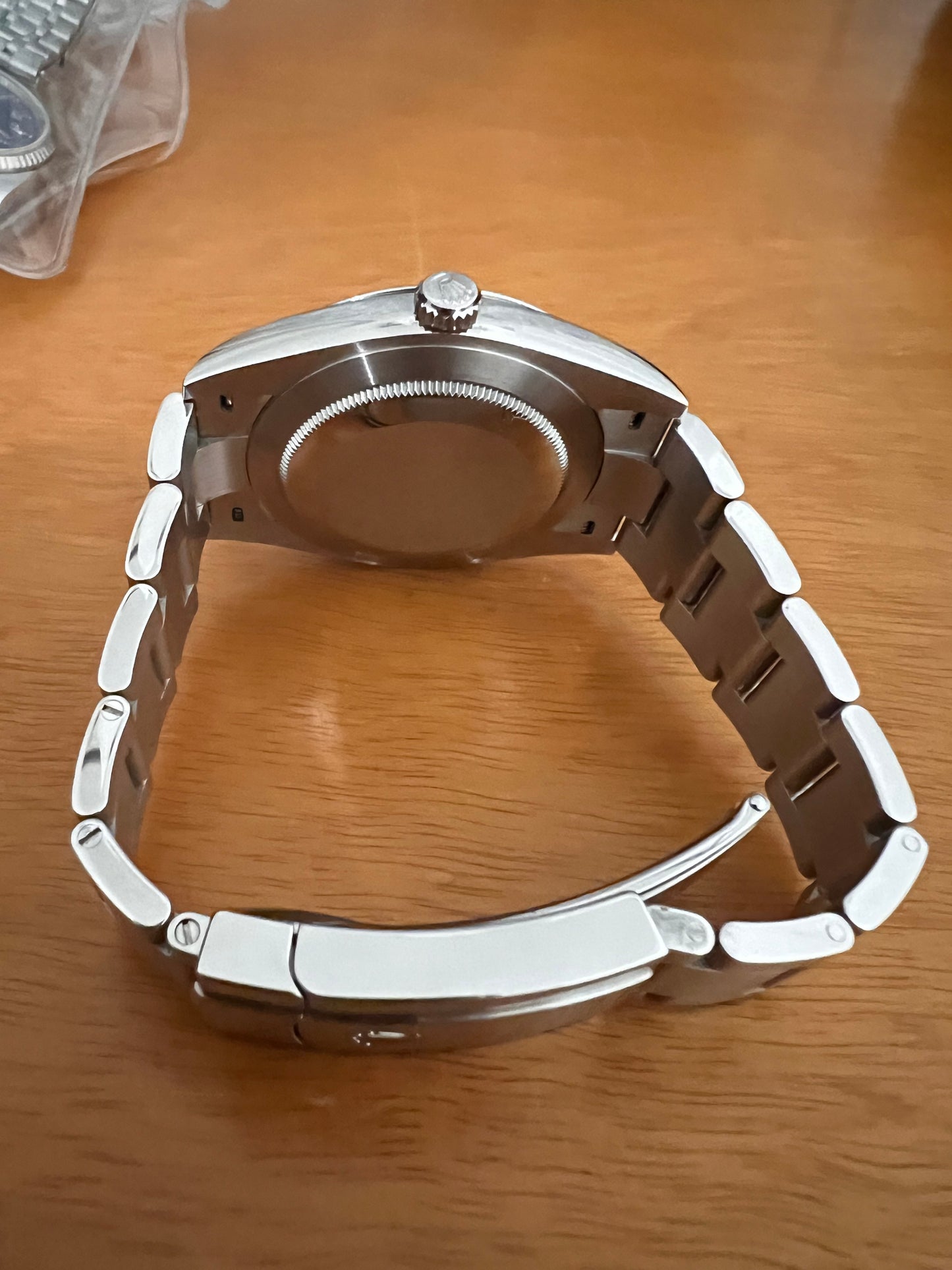Rolex oyster perpetual 124300